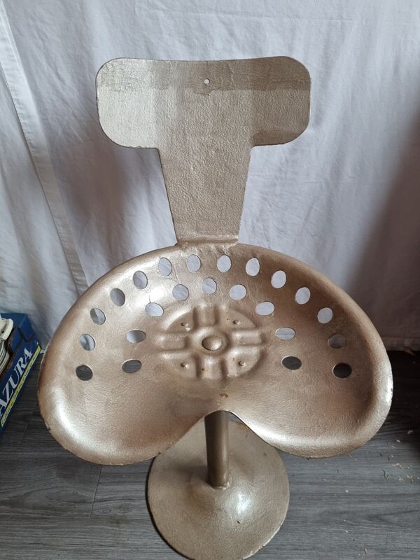 Chaise design tracteur