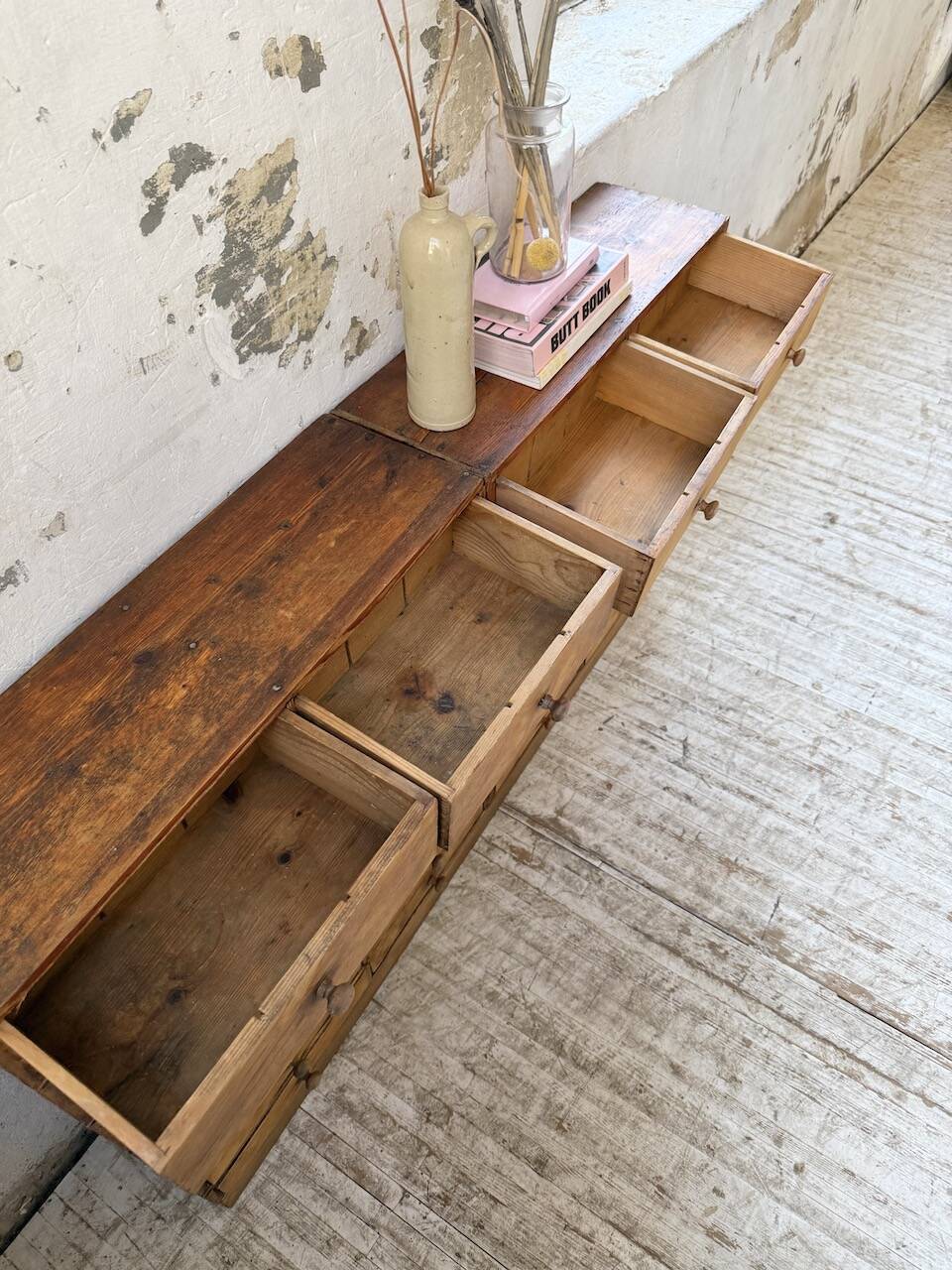 Trade furniture
