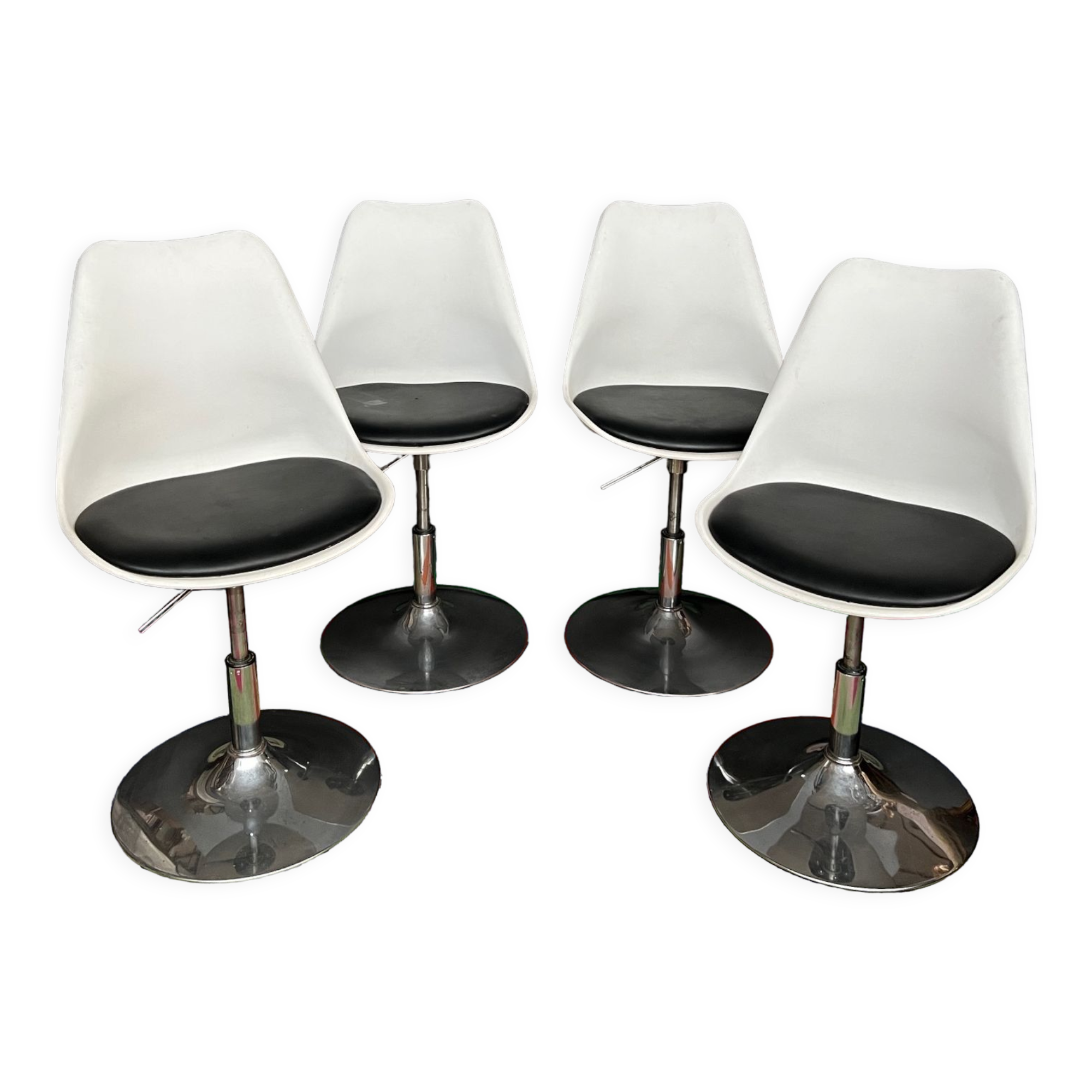 Set of 4 vintage chairs