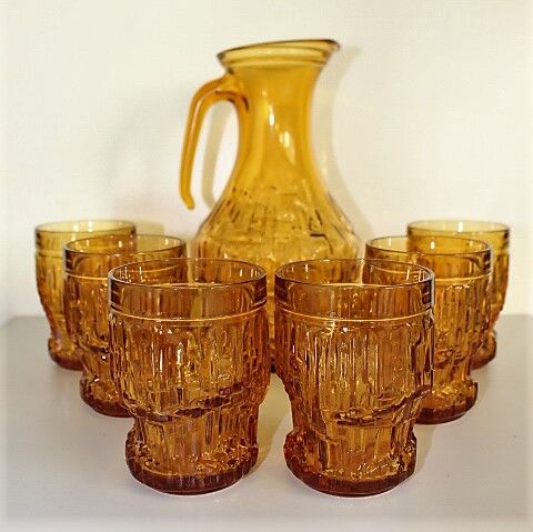 Service amber glasses and Bormioli decanter