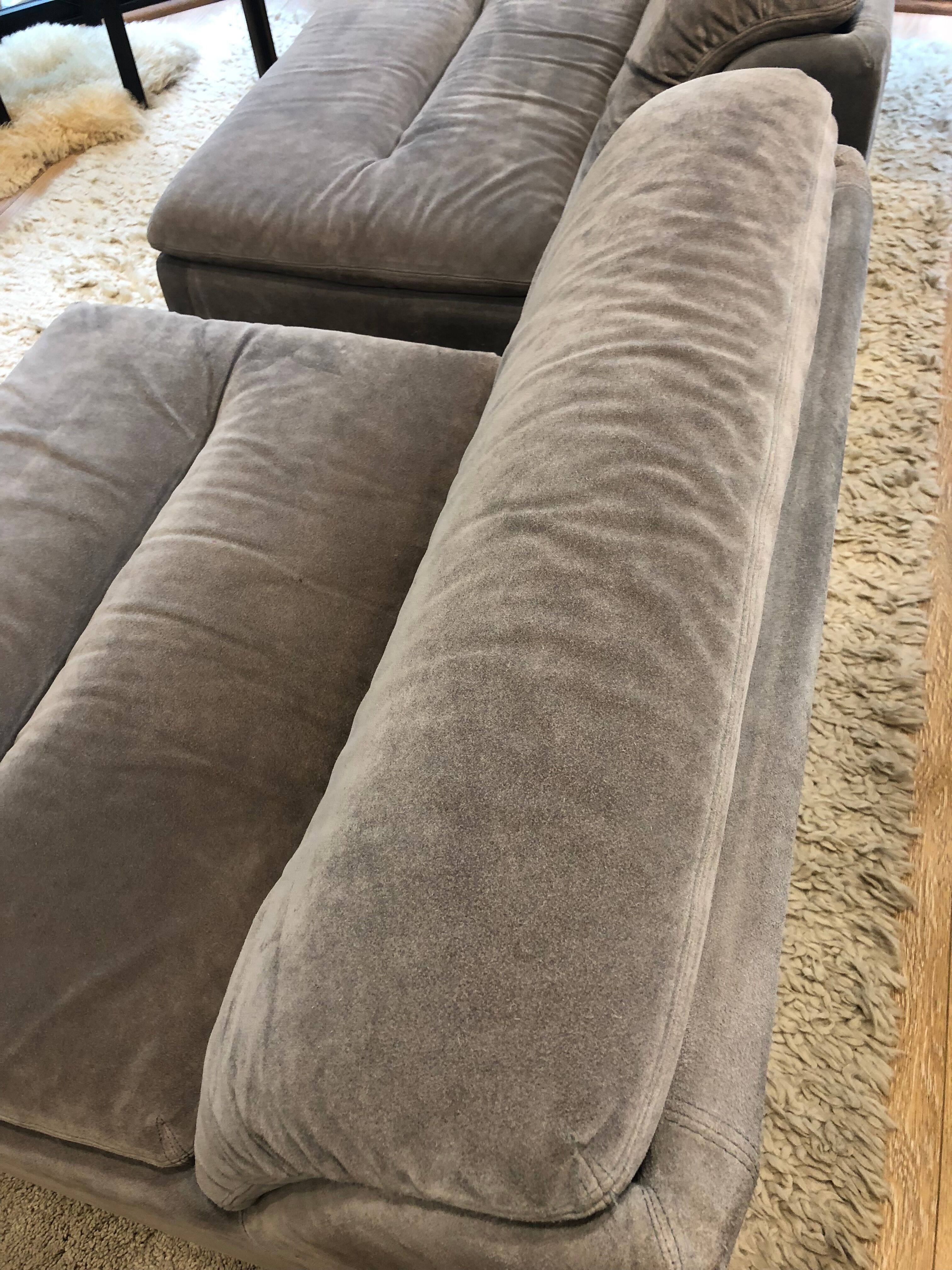 Pair of sofa-forming armchair designer Giovanni Offredi