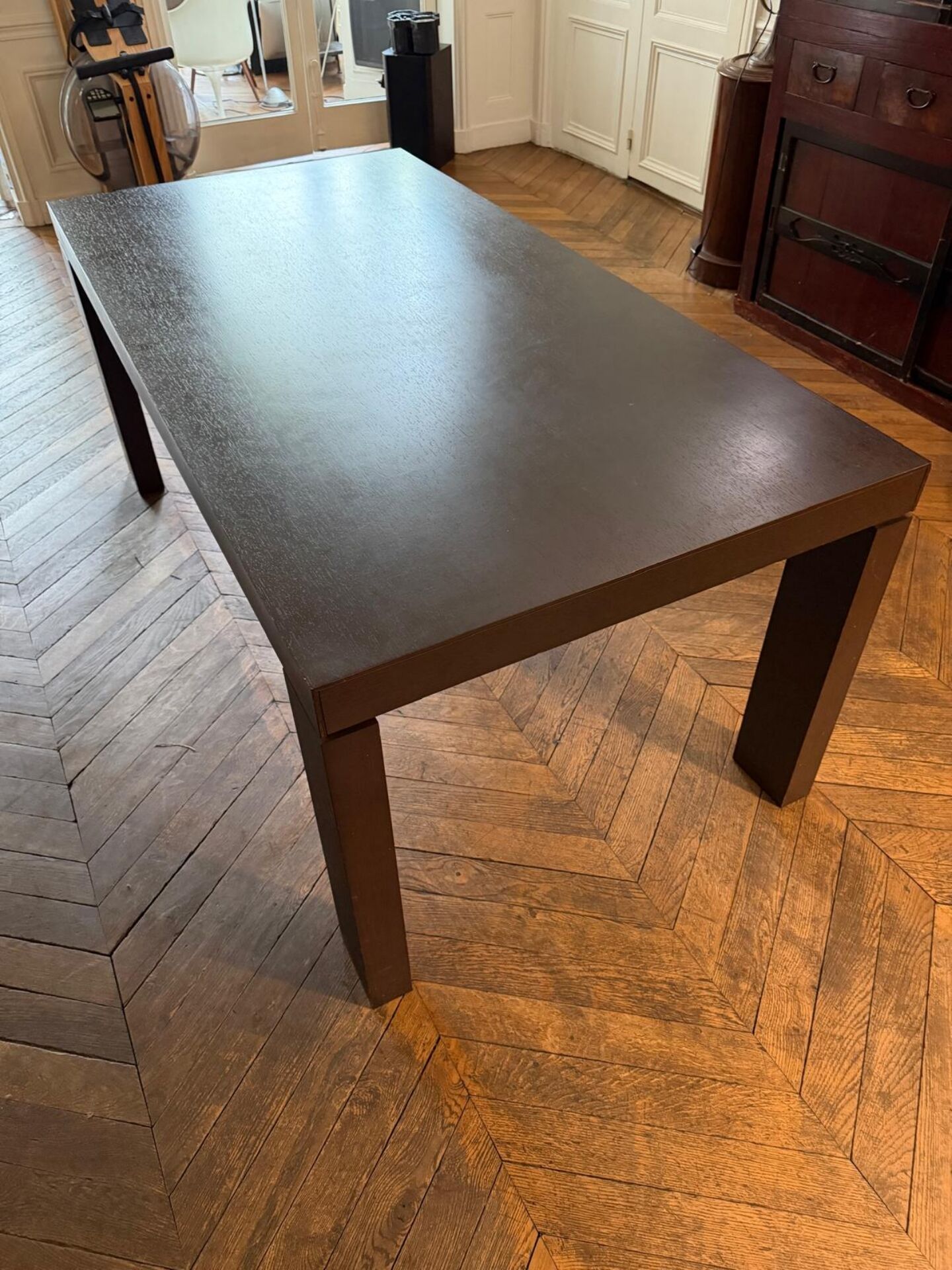 Table Extensible  Luca Meda Globo