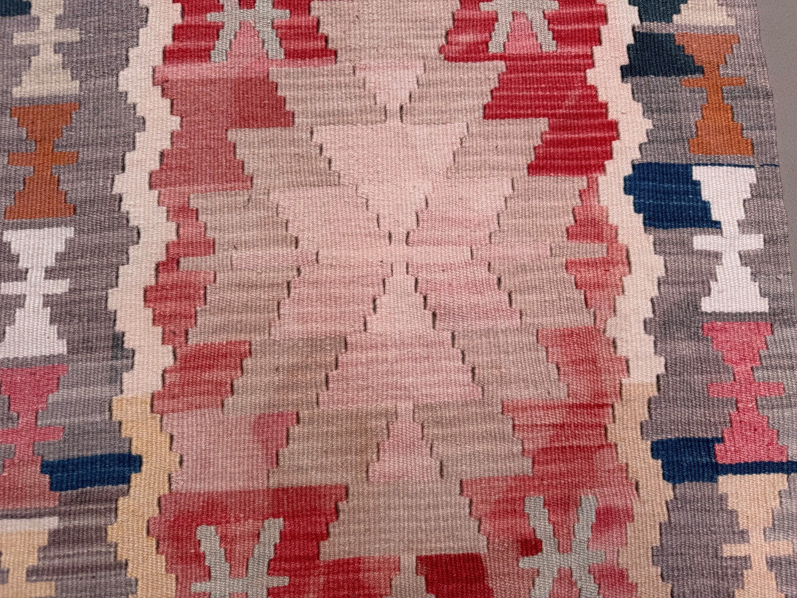 Vintage Turkish mini kilim 62x97 cm wool small kelim runner, shabby chic 2565