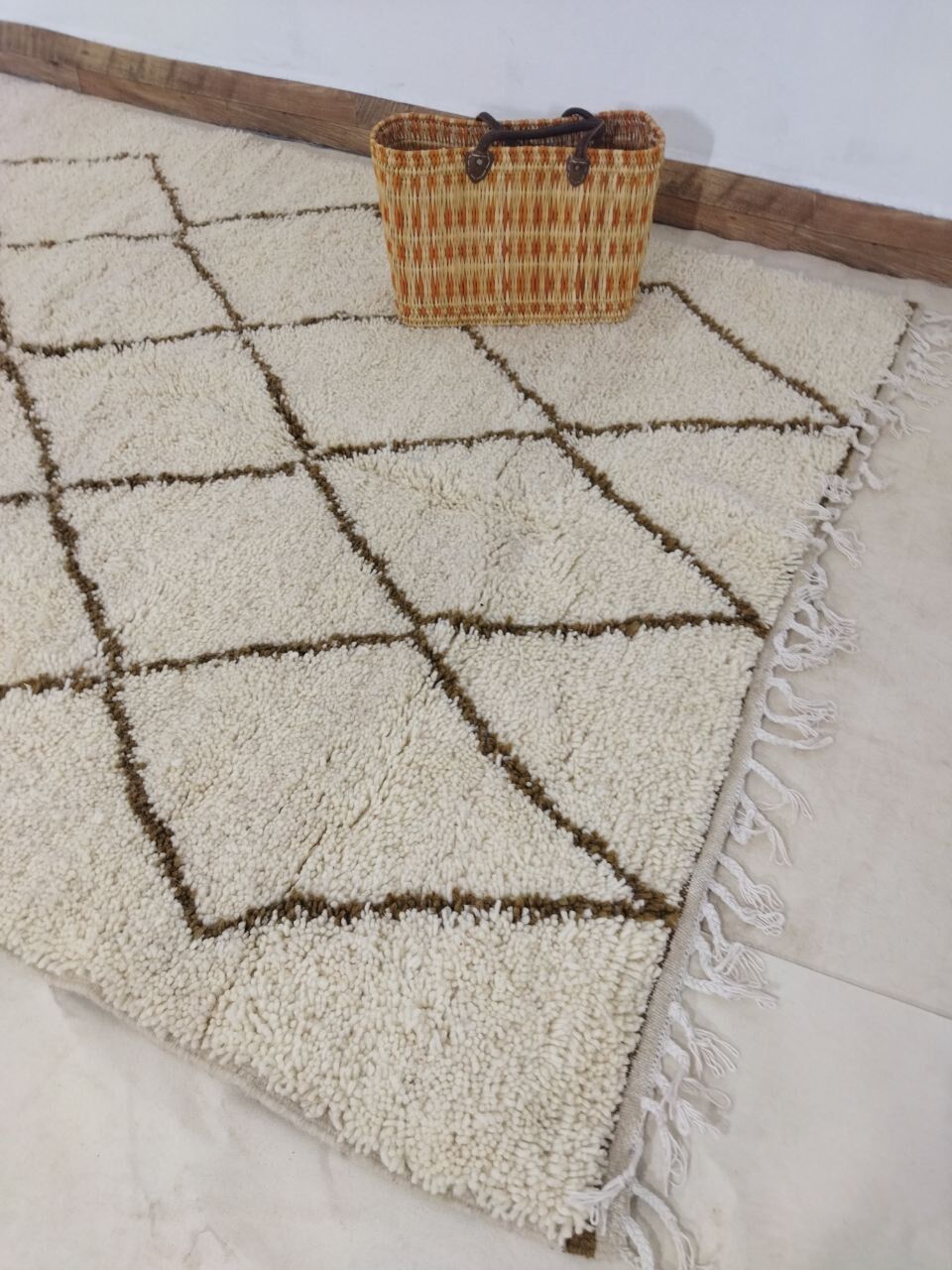 Moroccan berbere carpet 212x155cm