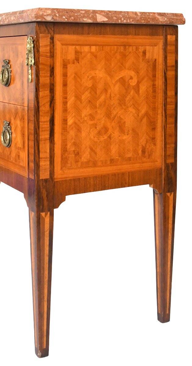 Louis XVI style commode in marquetry