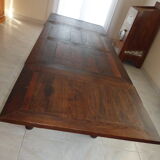 Flemish oak table with extensions