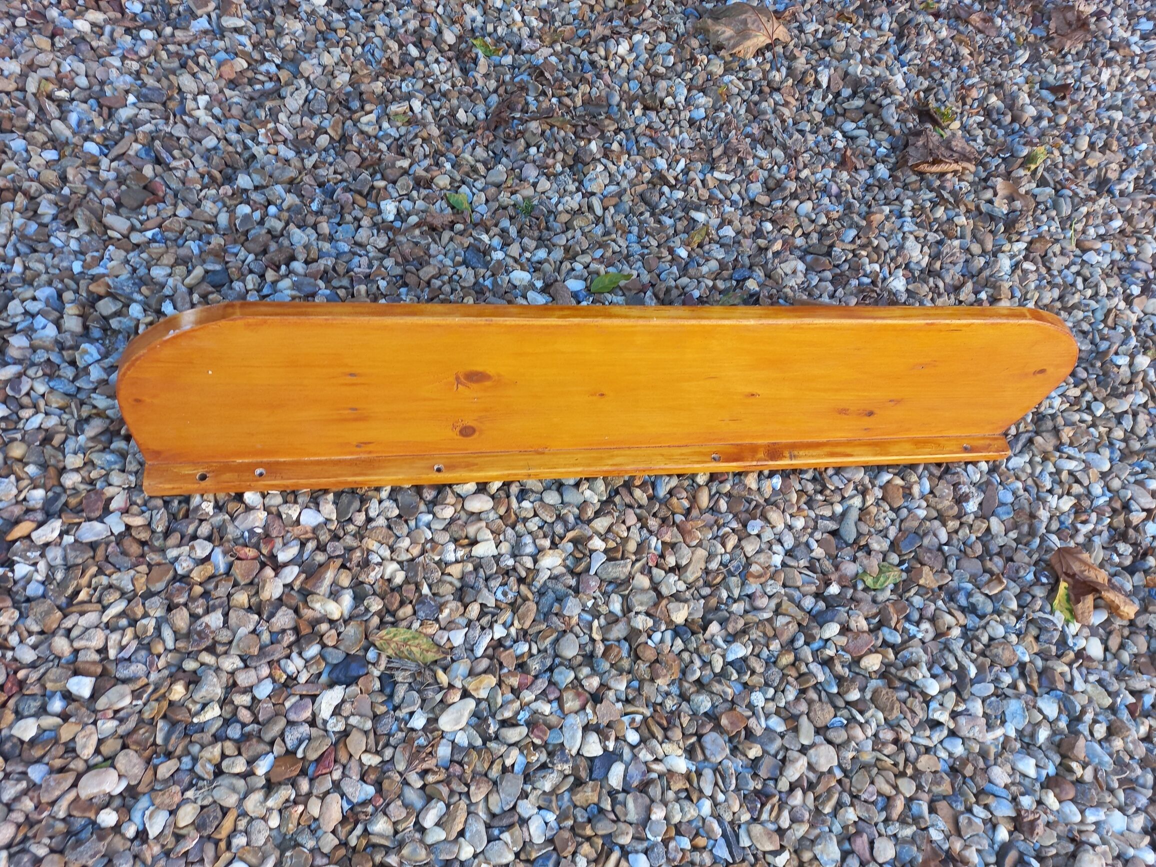 Wall shelf wood varnished pine