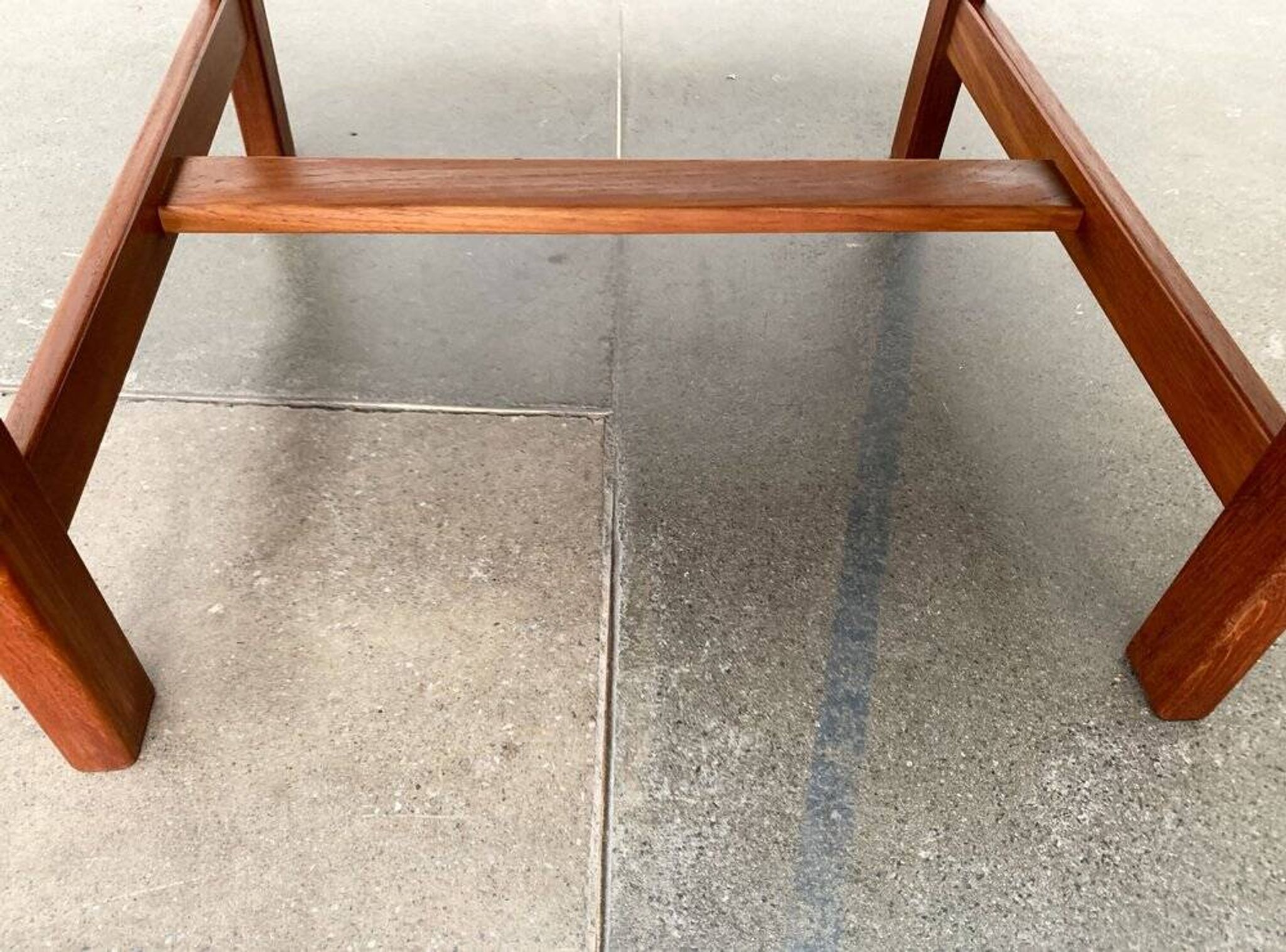 Mid-century Danish side table in teak by Kurt Østervig for Kp Møbler, 1960s