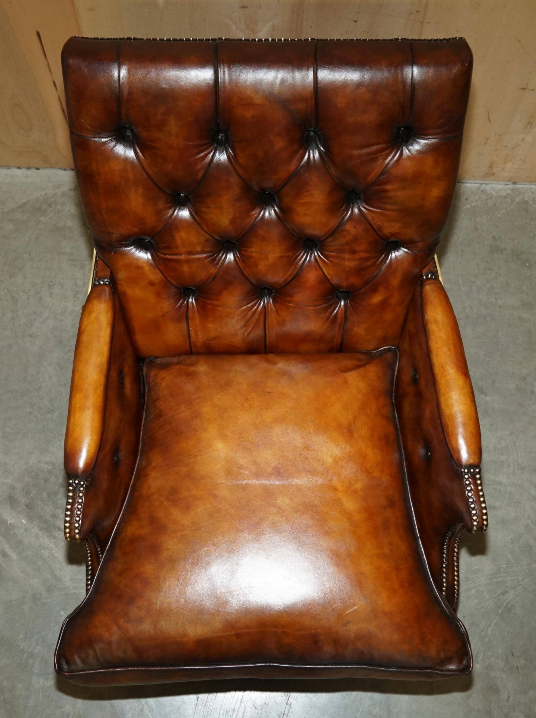 Fauteuil Club Chesterfield en Cuir Teint à la Main