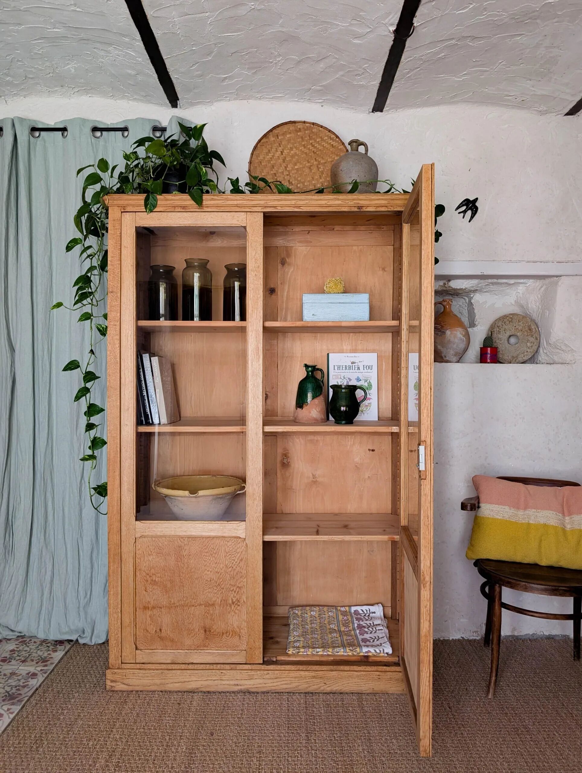 Vintage 1950s light oak school display cabinet – Vintage bookshelf