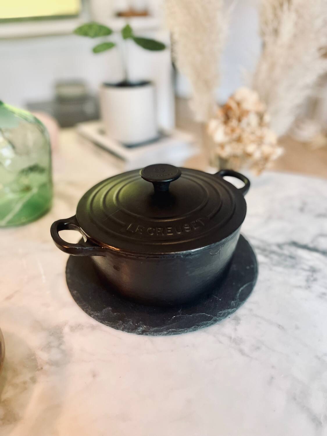 Le Creuset casserole nº18 in black cast iron