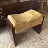 Hairdresser with triptych mirror and stool