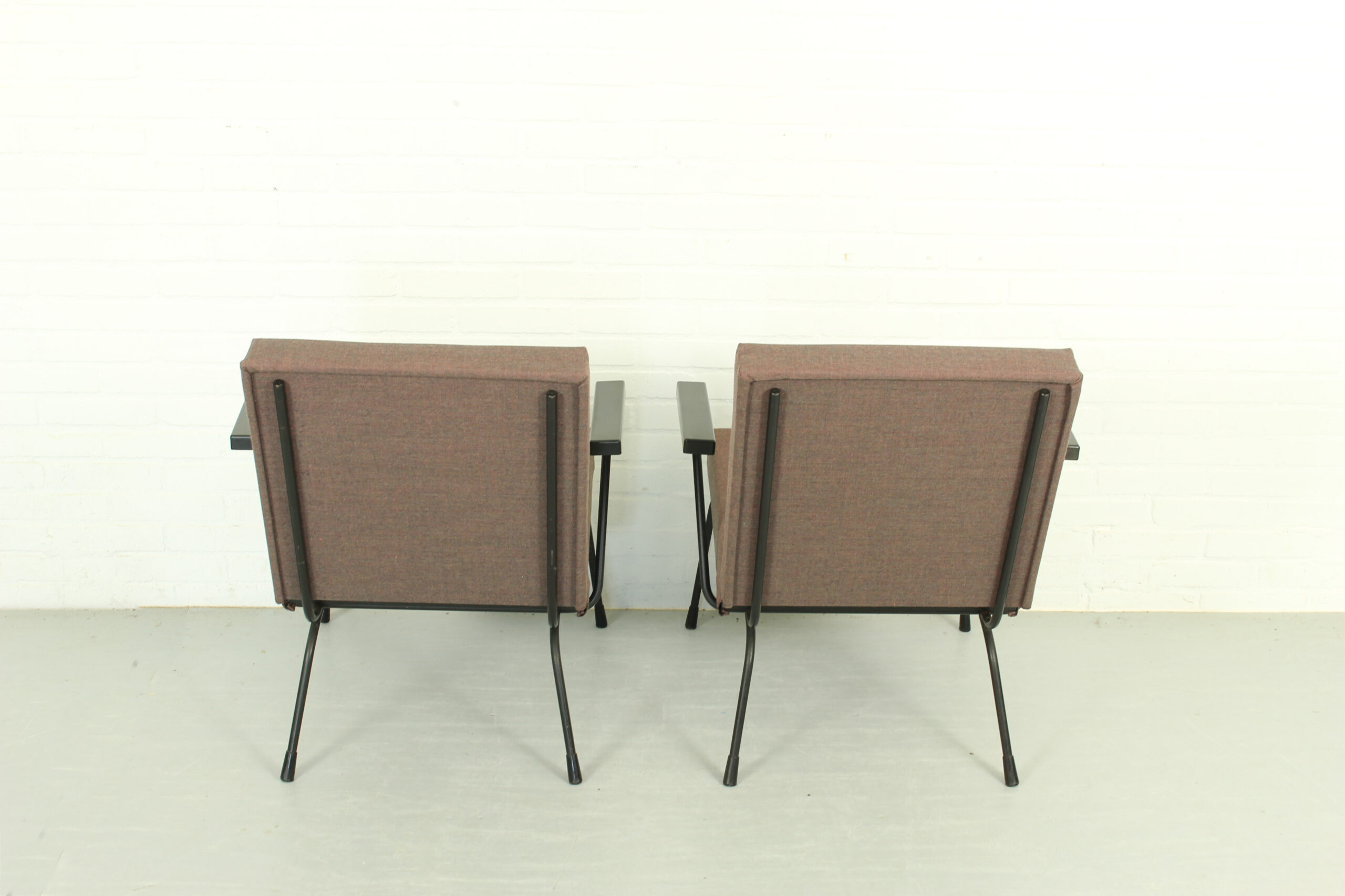 Set of 2 1407 armchairs by Wim Rietveld for Gispen