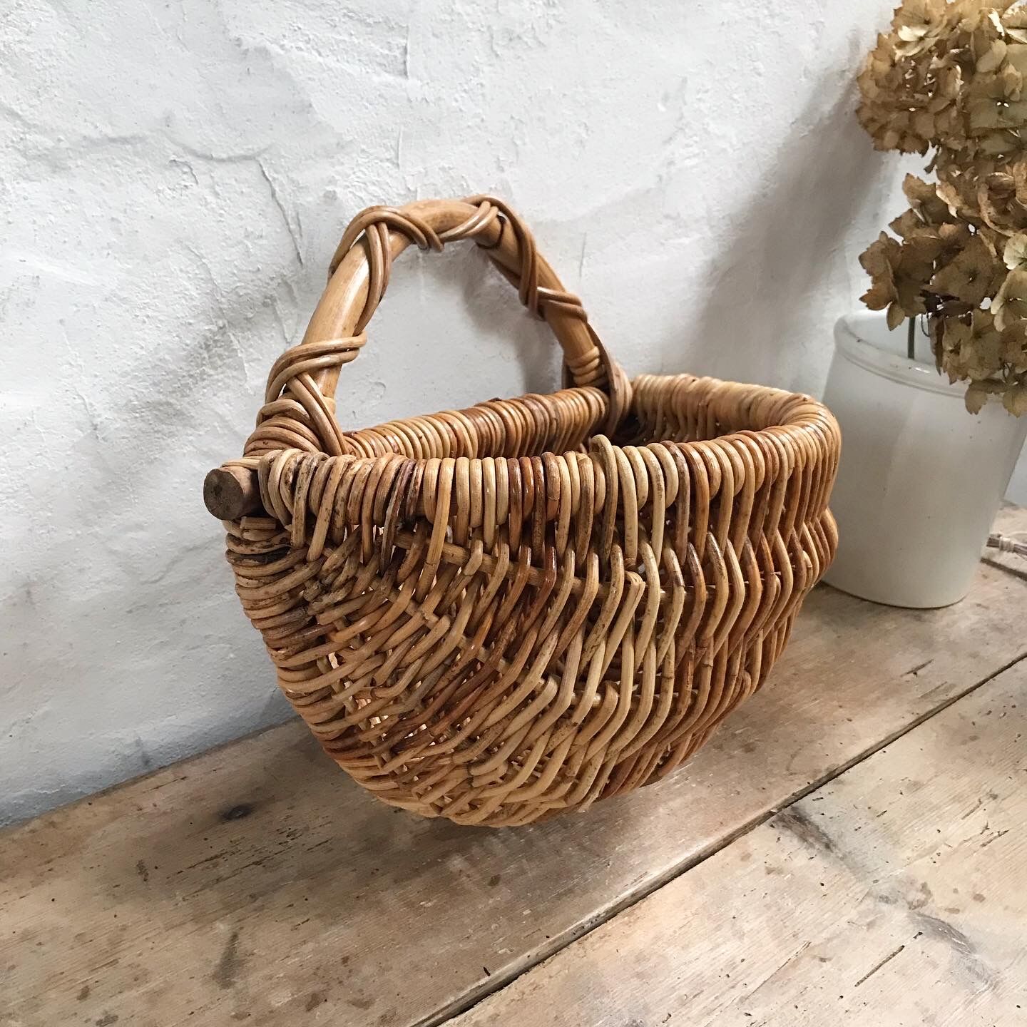 Rattan wall basket