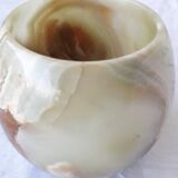Onyx candle holder