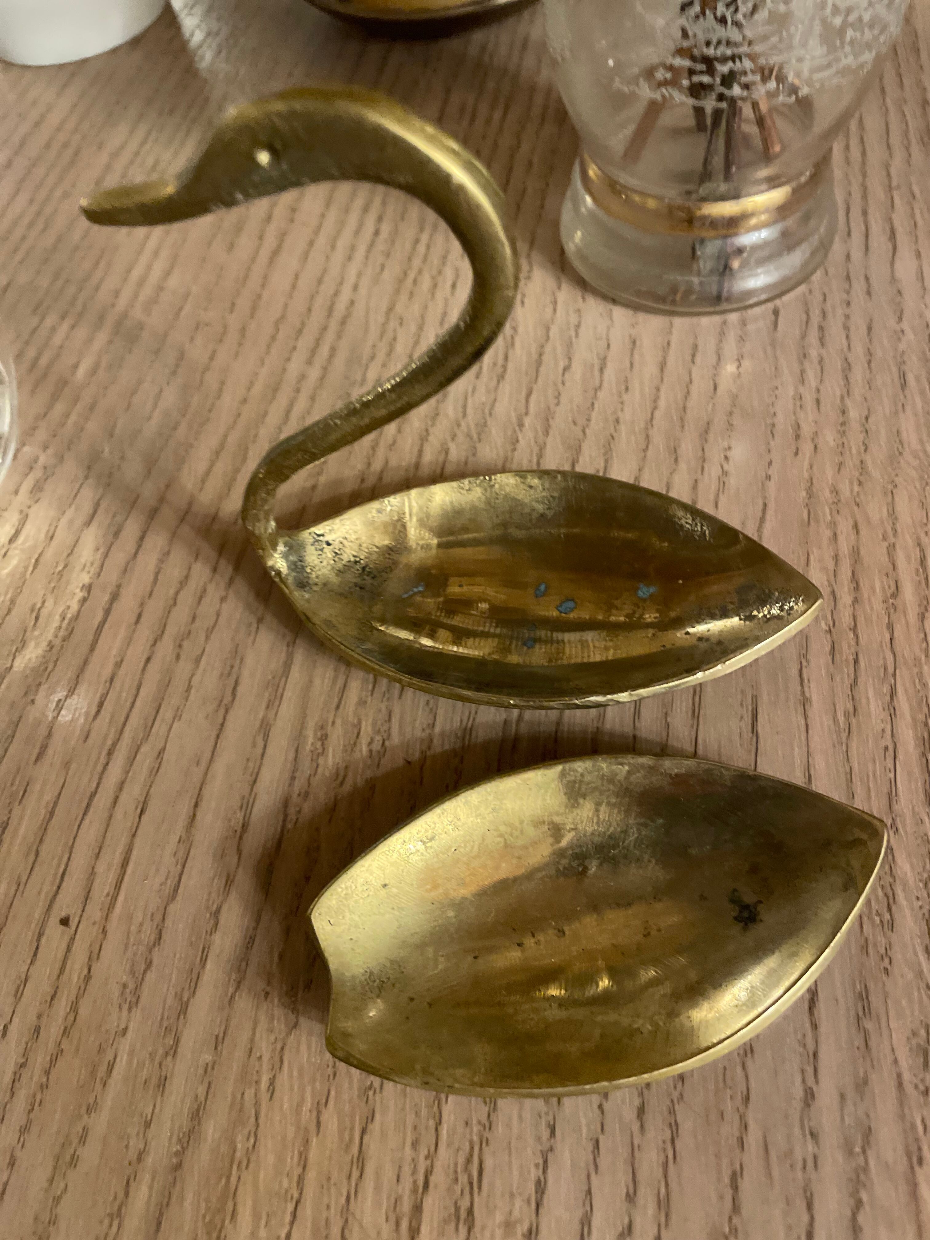 Empty pocket in the shape of a swan Brass Vintage Year 60