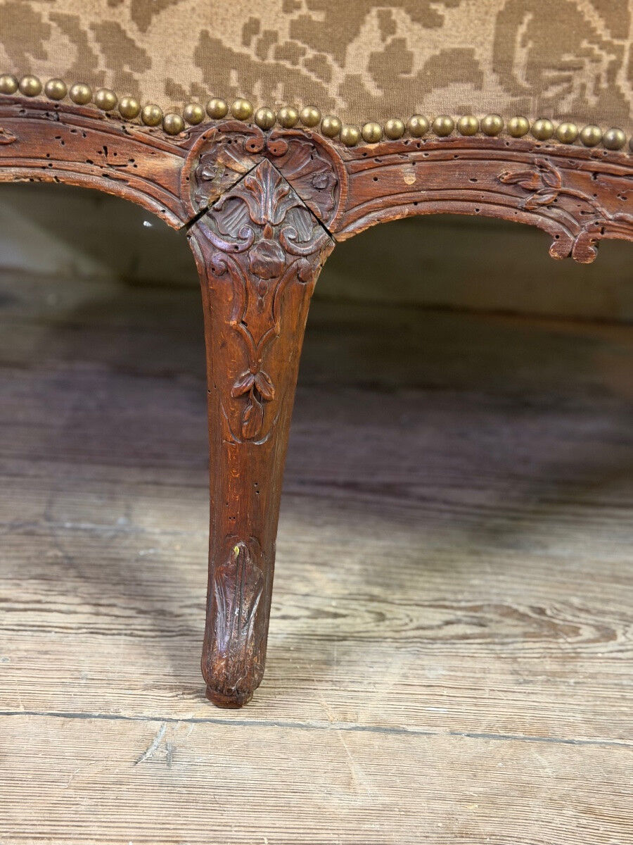 Small Louis XV style wingback bench, circa 1880