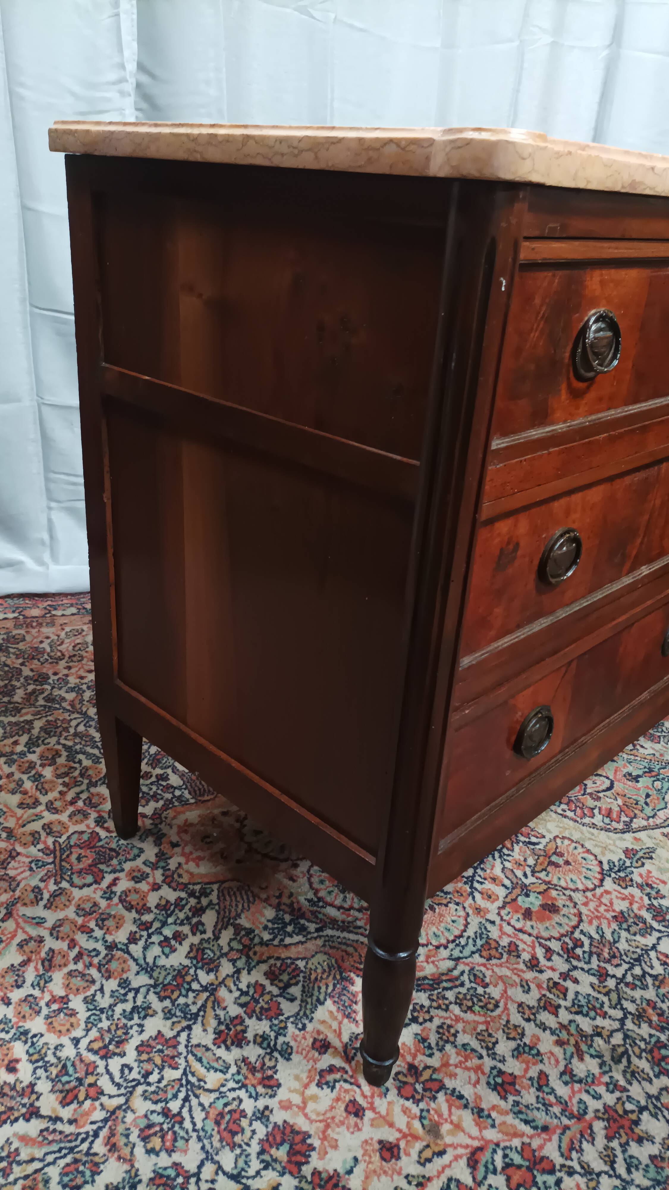 Commode Louis XVI en acajou