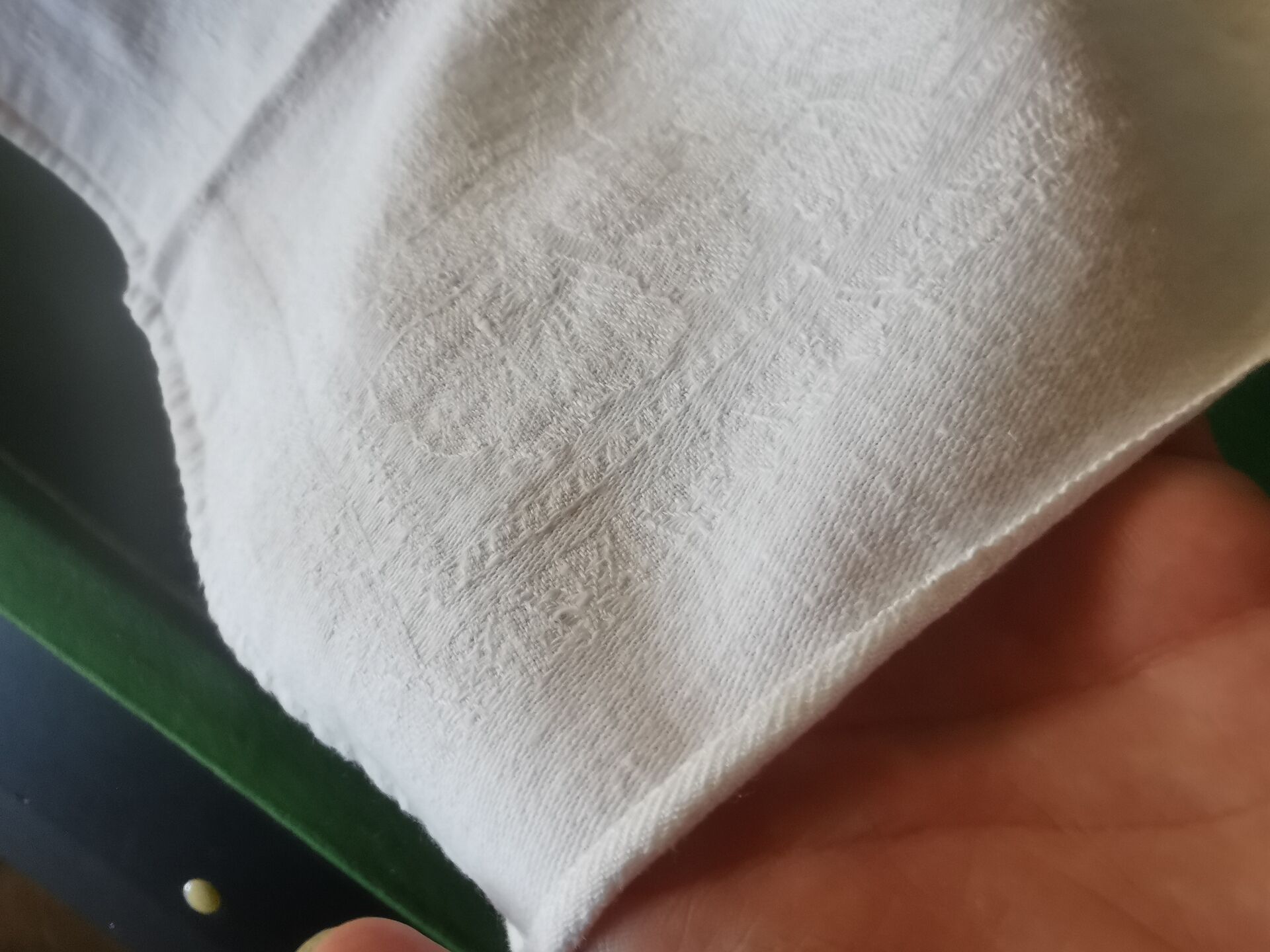 Set of 12 table napkins and an old damask linen tablecloth mono