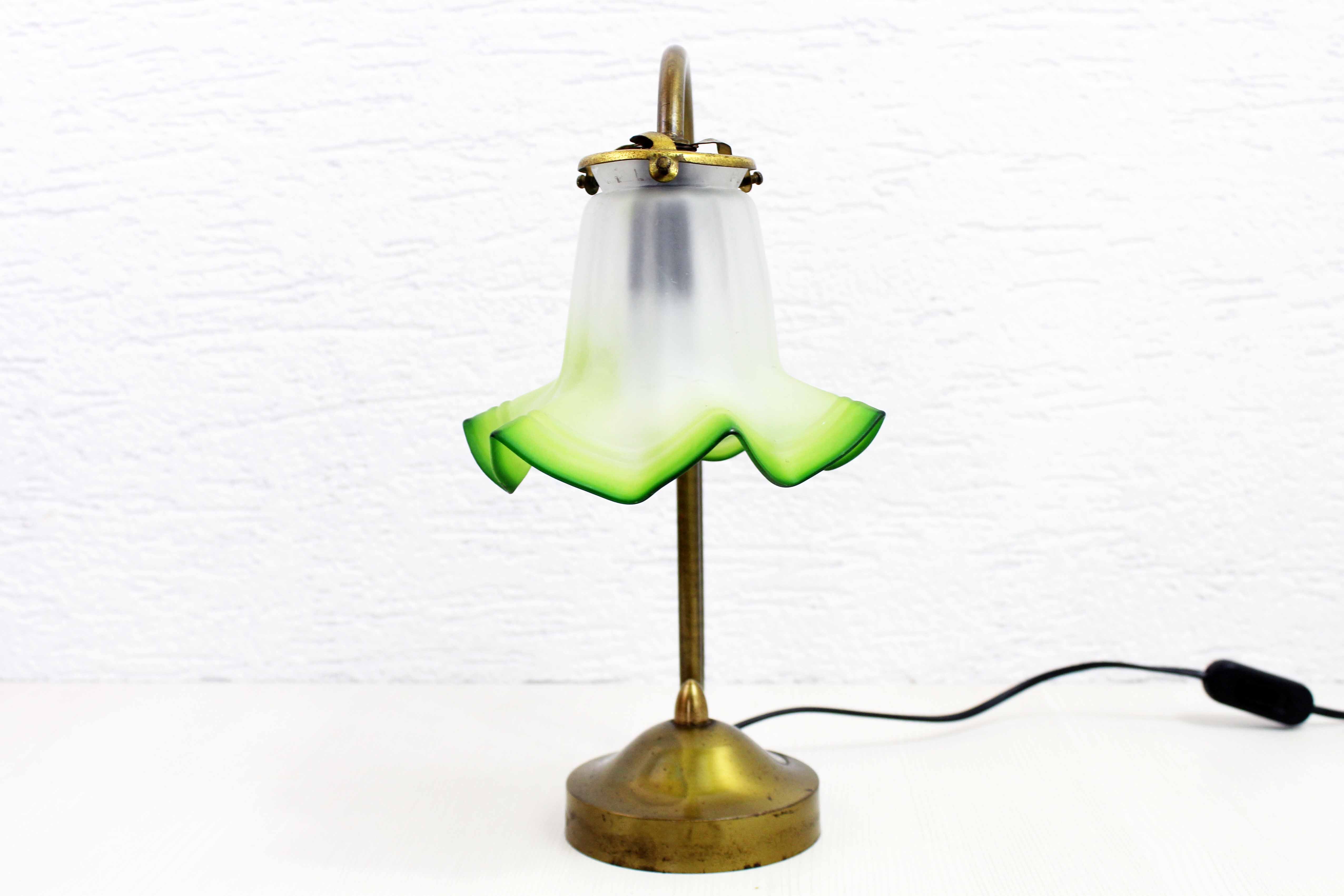 Gooseneck lamp