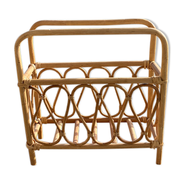 Rattan magazine door