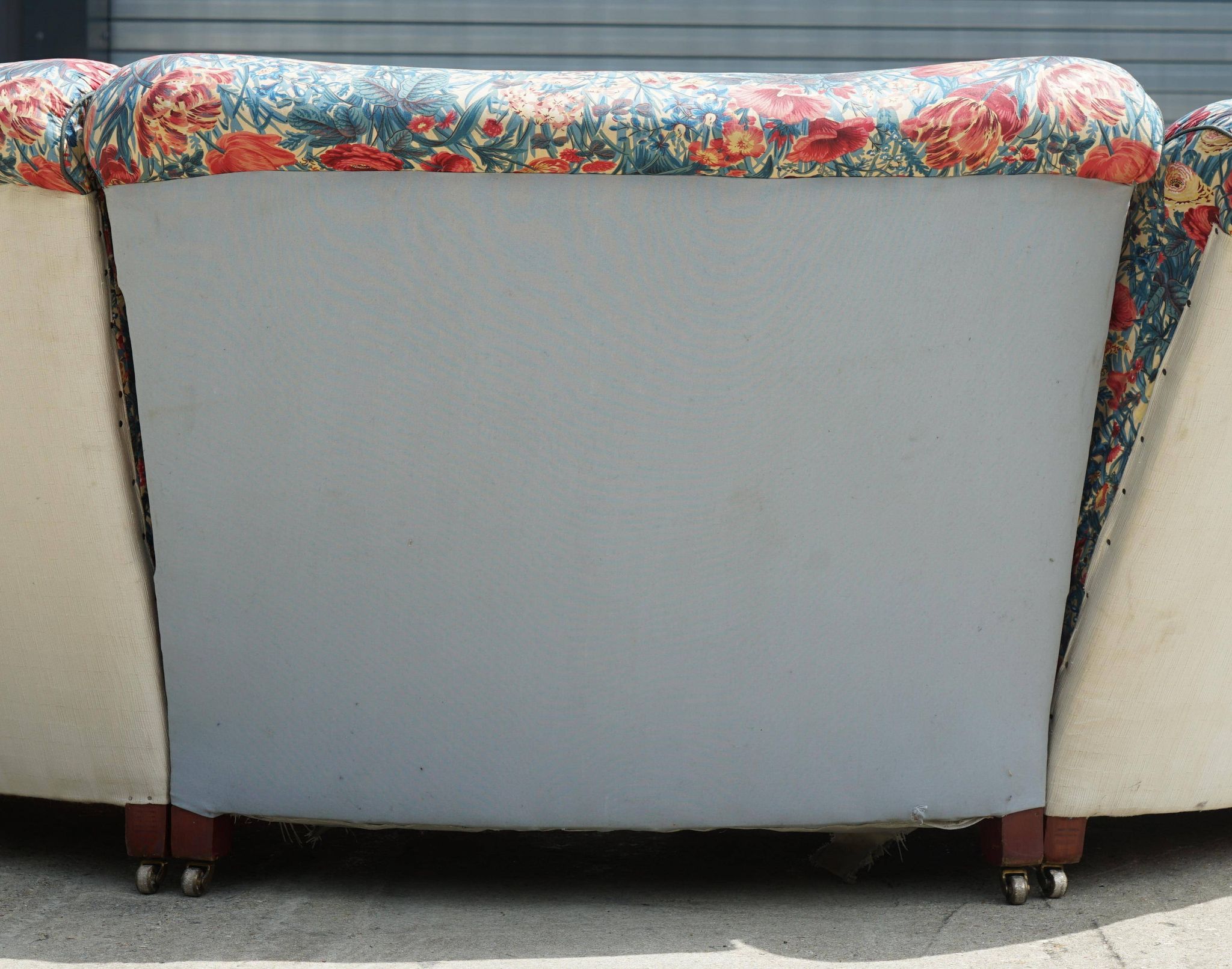 Vintage Howard & Son's London Bridgewater 5-seater fabric corner sofa.