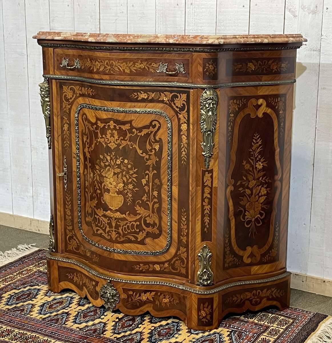 Buffet marqueté en bois de rose, hêtre et dessus marbre