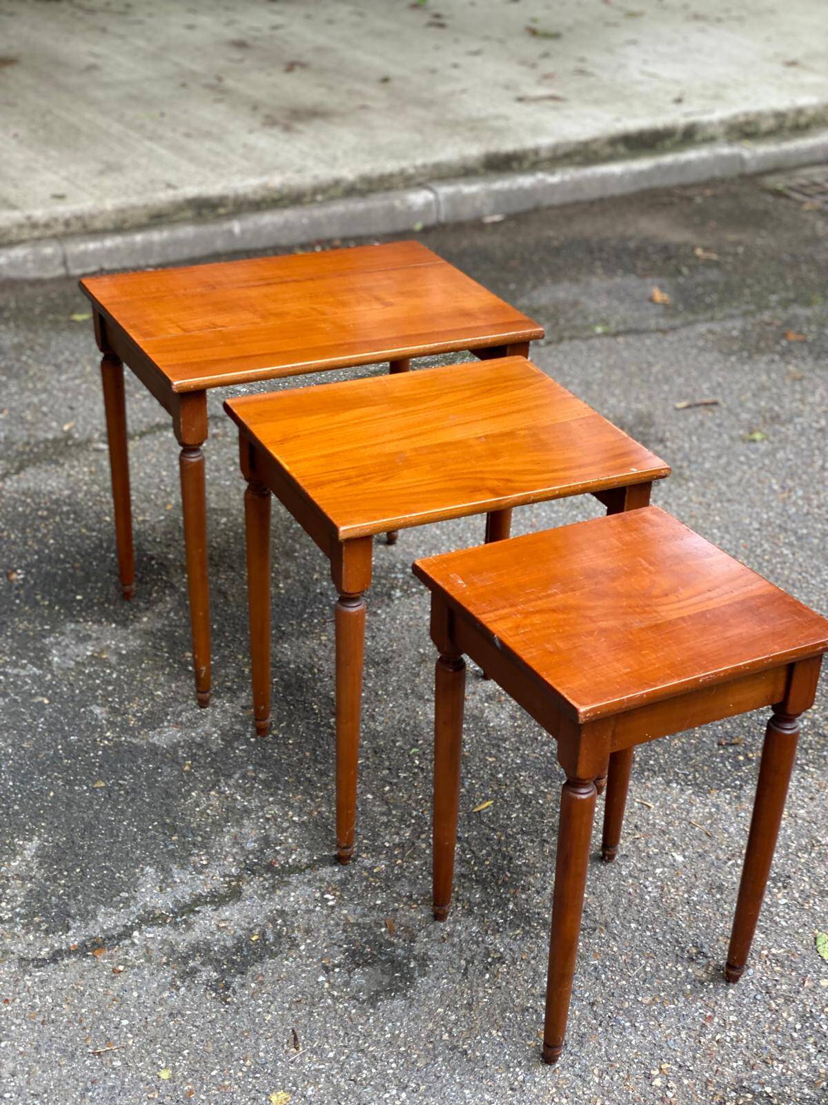 3 Louis XVI nesting coffee tables in solid wood