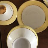 Yellow tea service
