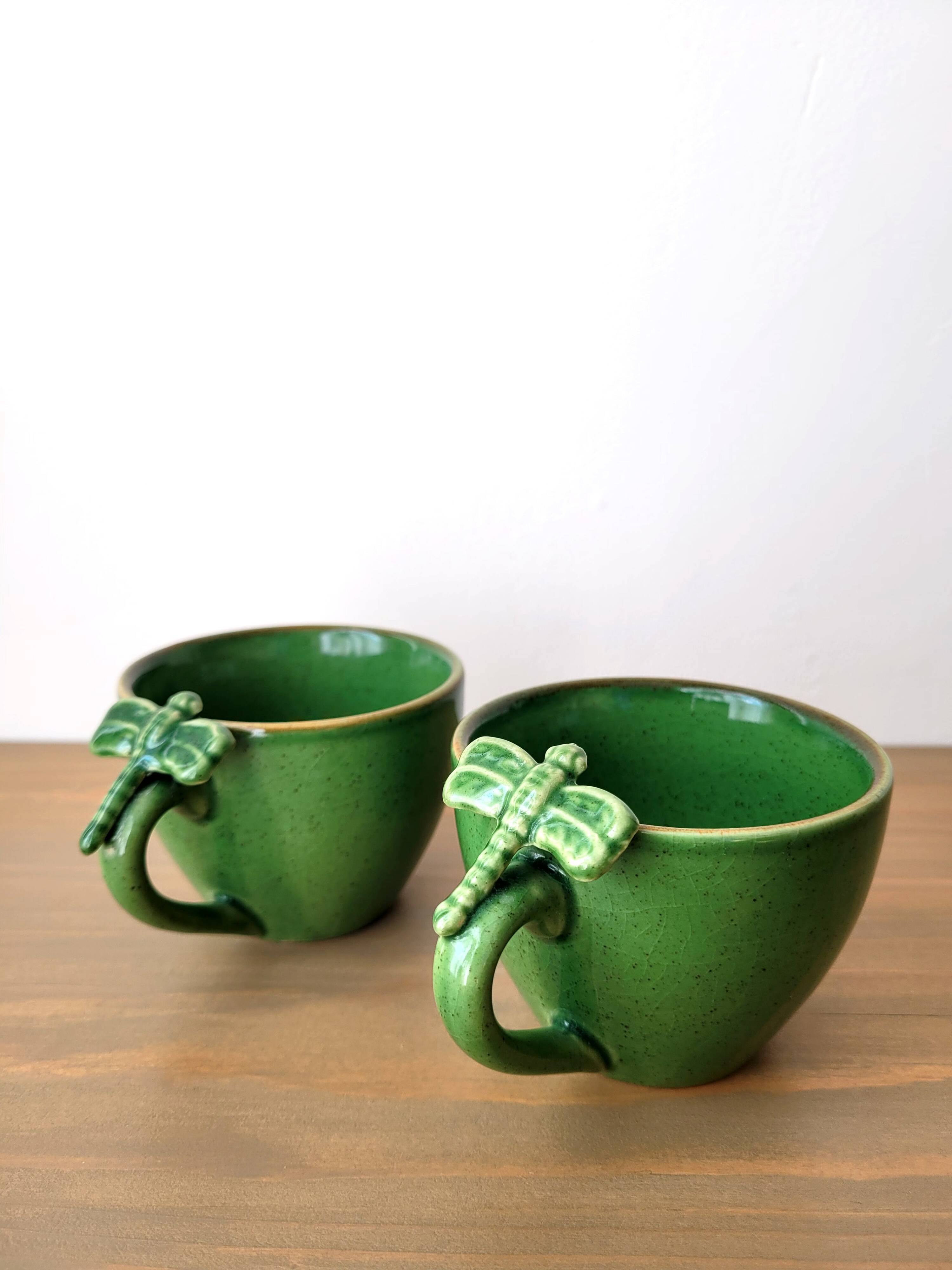 Pair of cups
