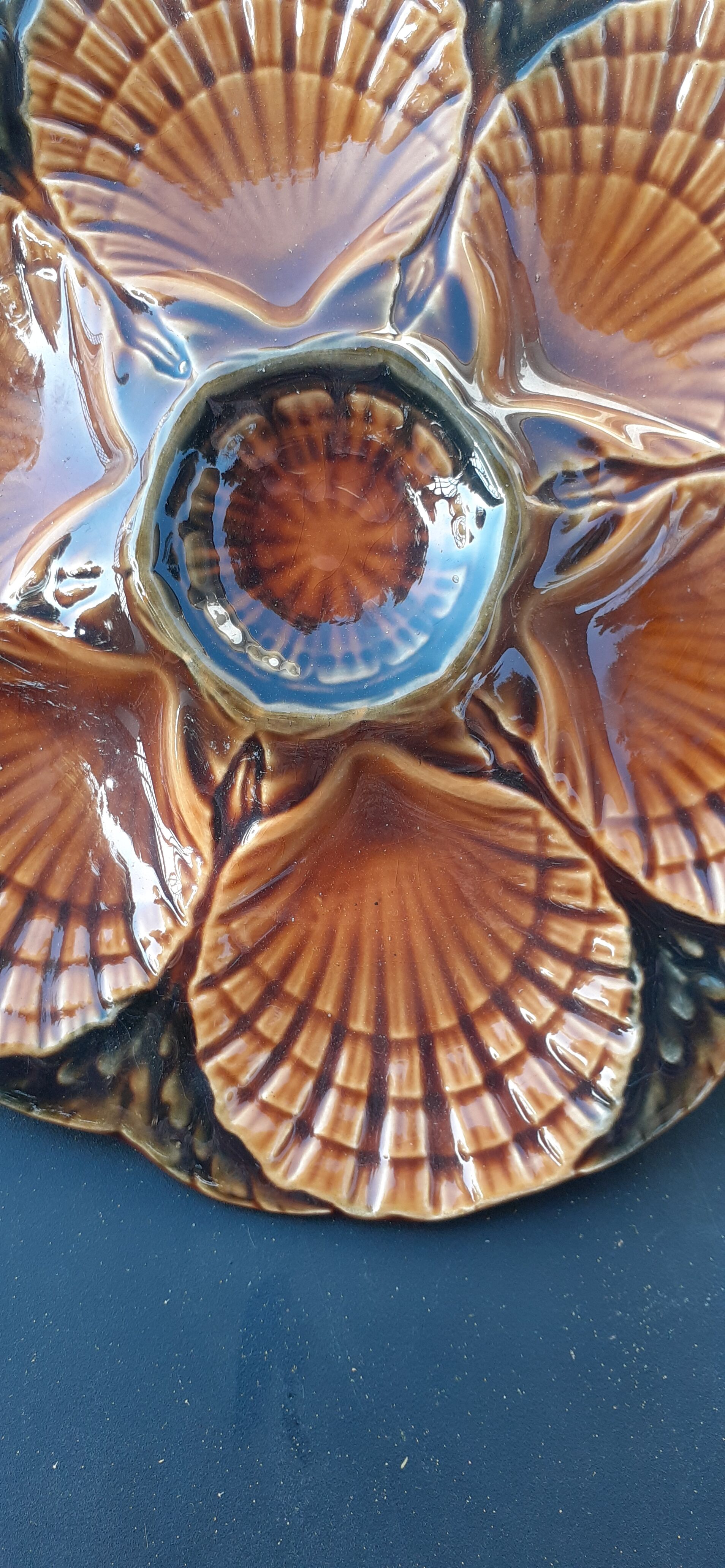 Oyster plates