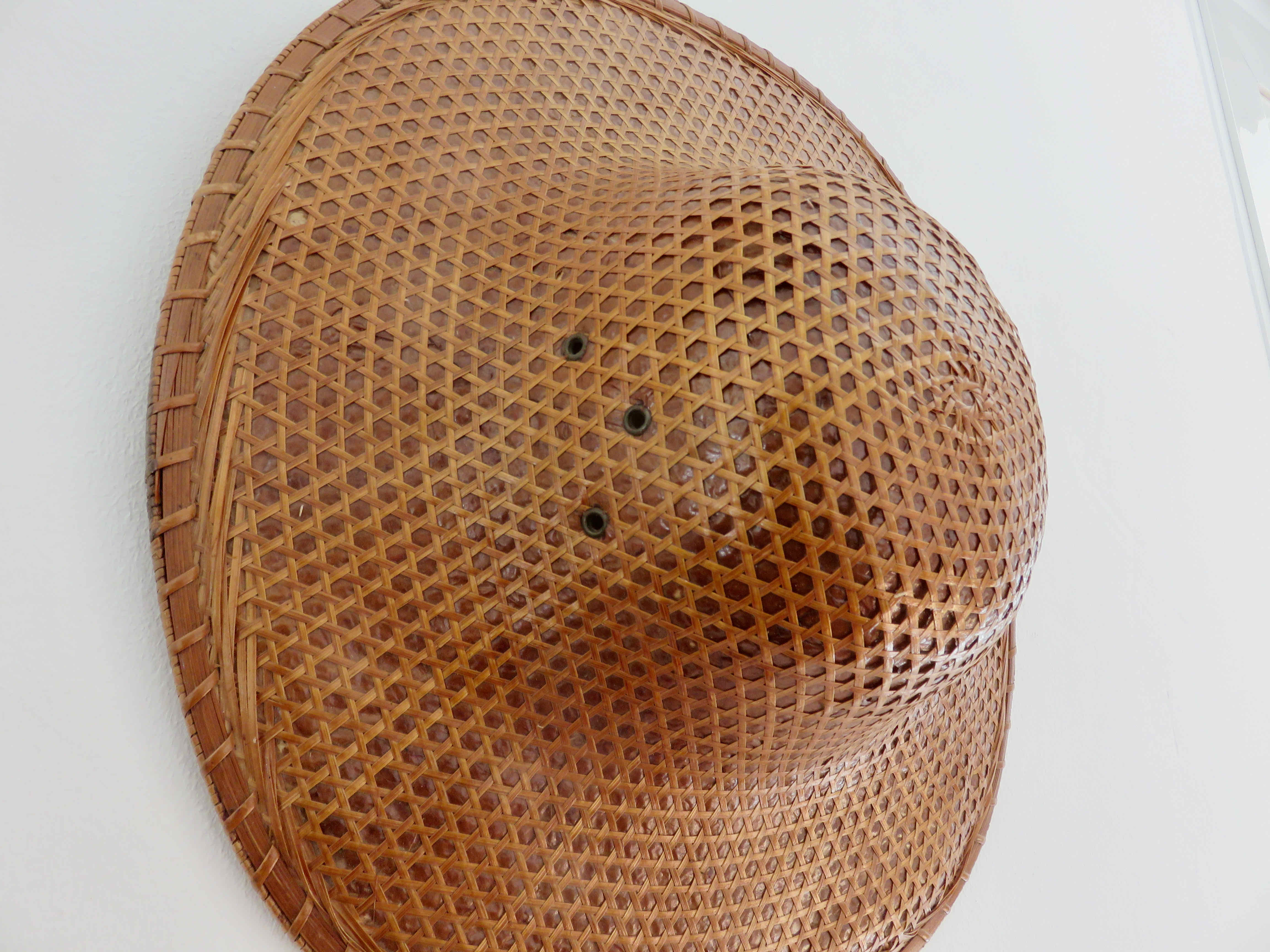 Colonial hat in rattan canning 70s