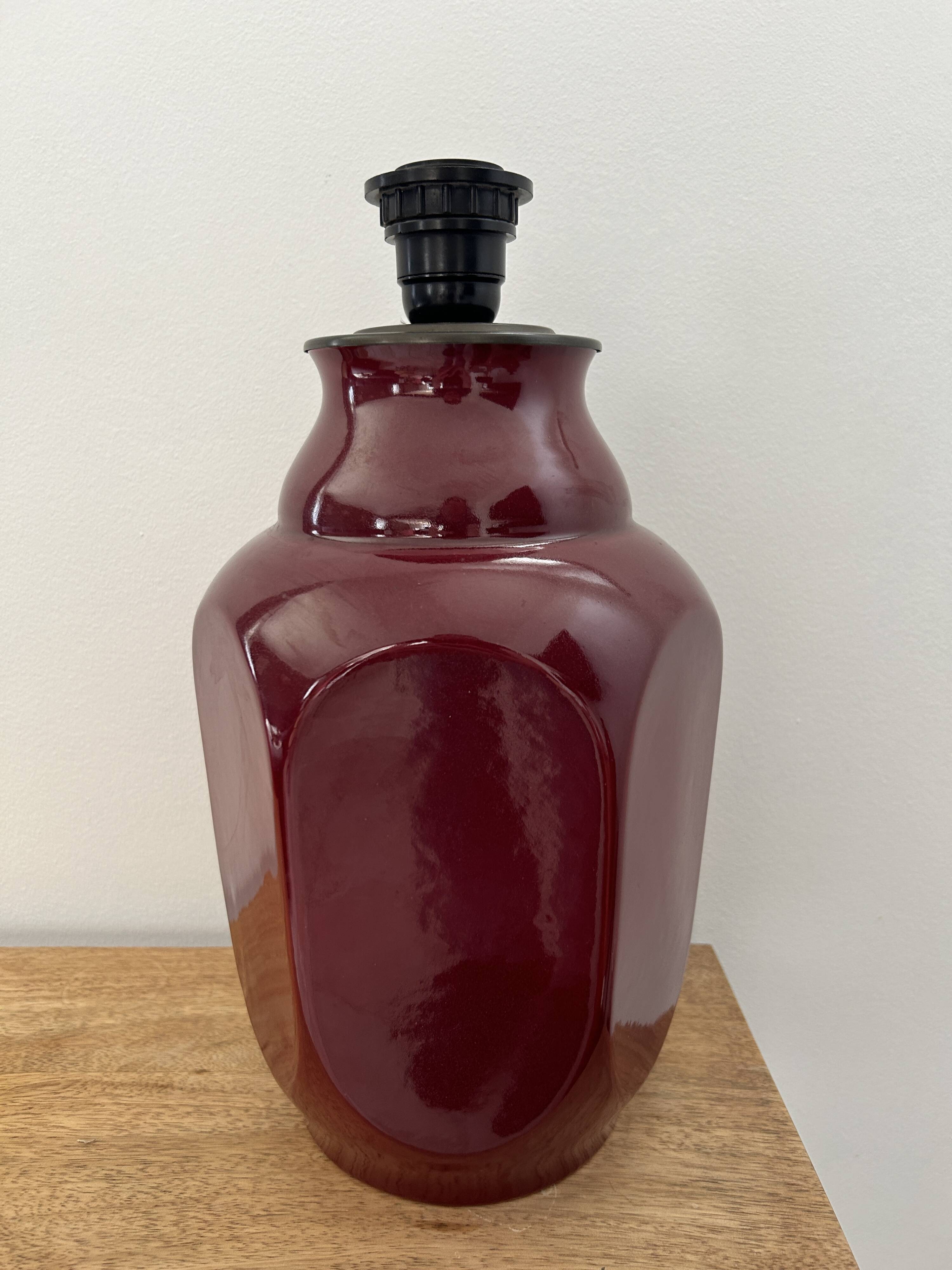 Paire de lampes rouge sang de boeuf de style asiatique
