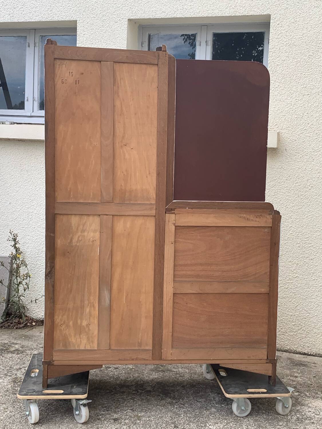 Asymmetrical Parisian Art Deco wardrobe 1930