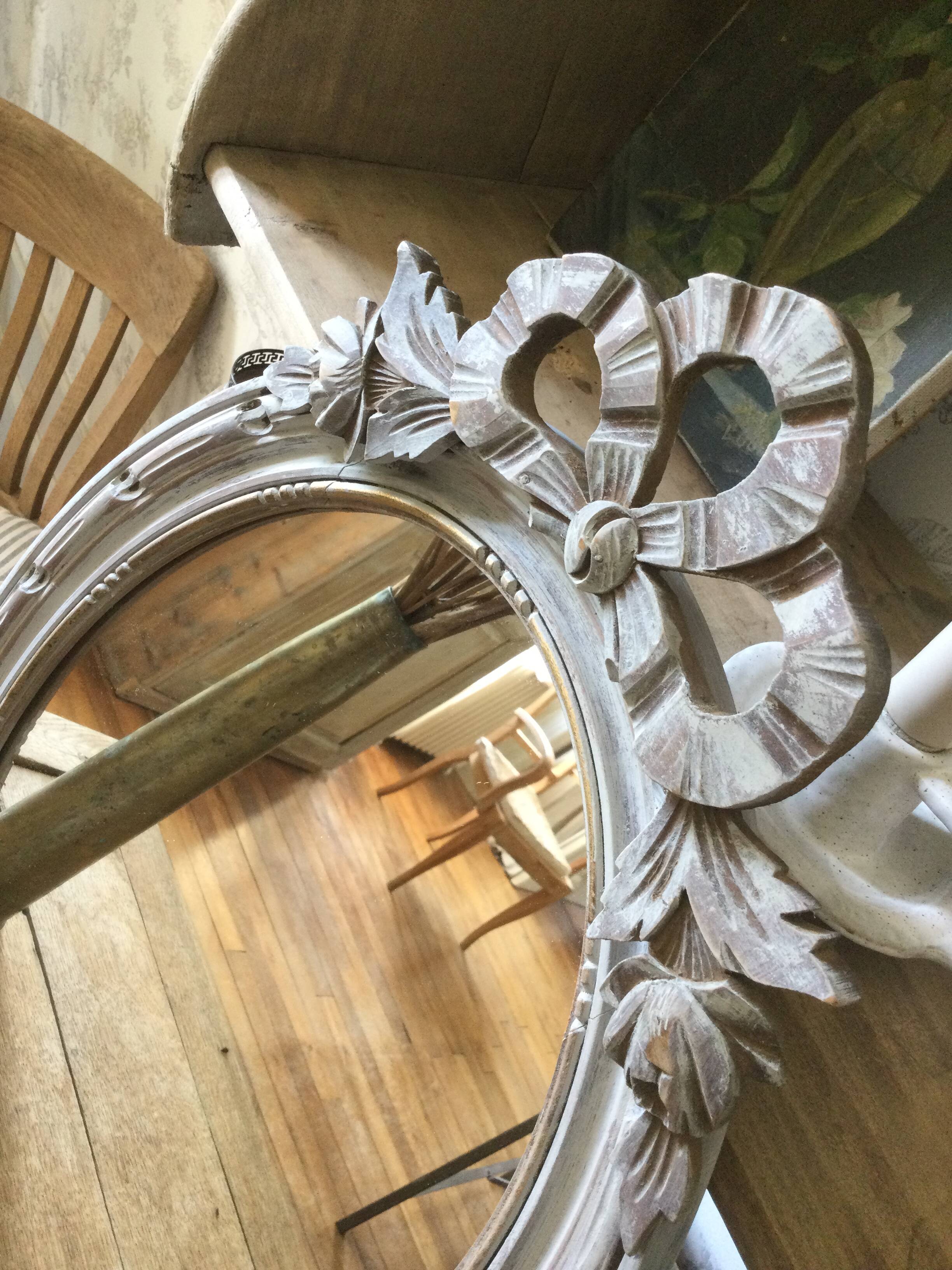 Miroir ancien oval