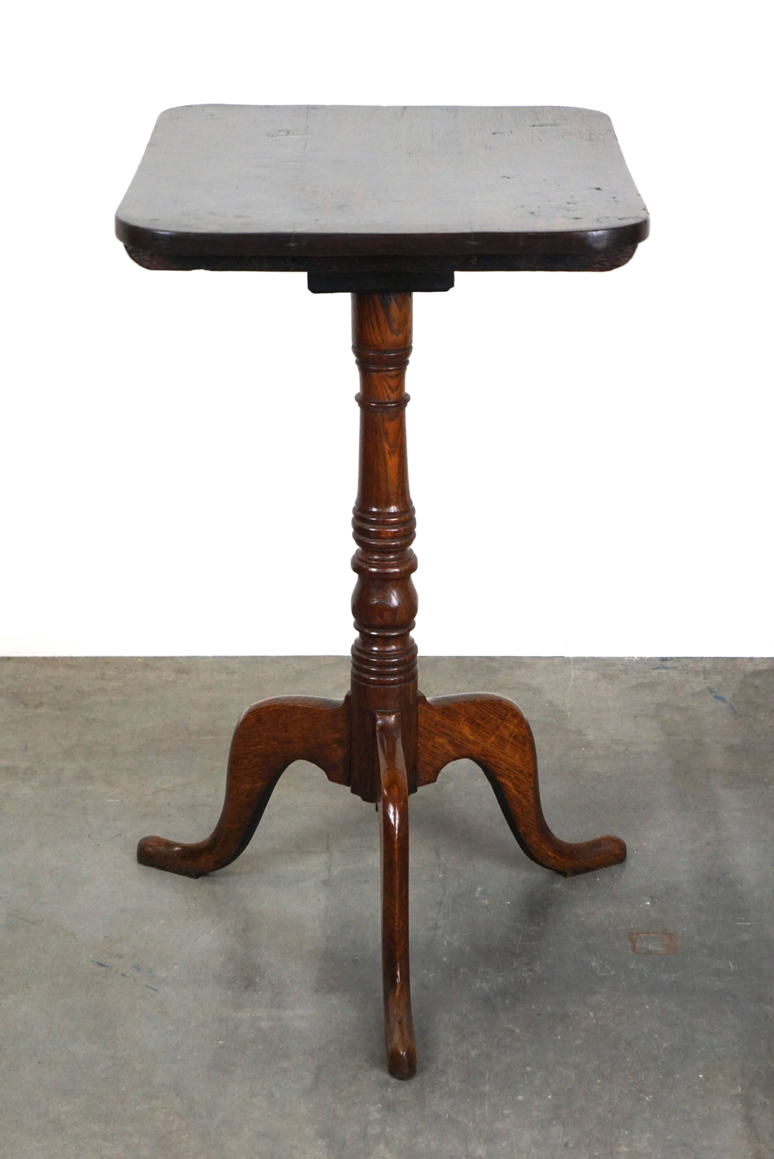 Nice antique English tilt-top table/side table with a square top