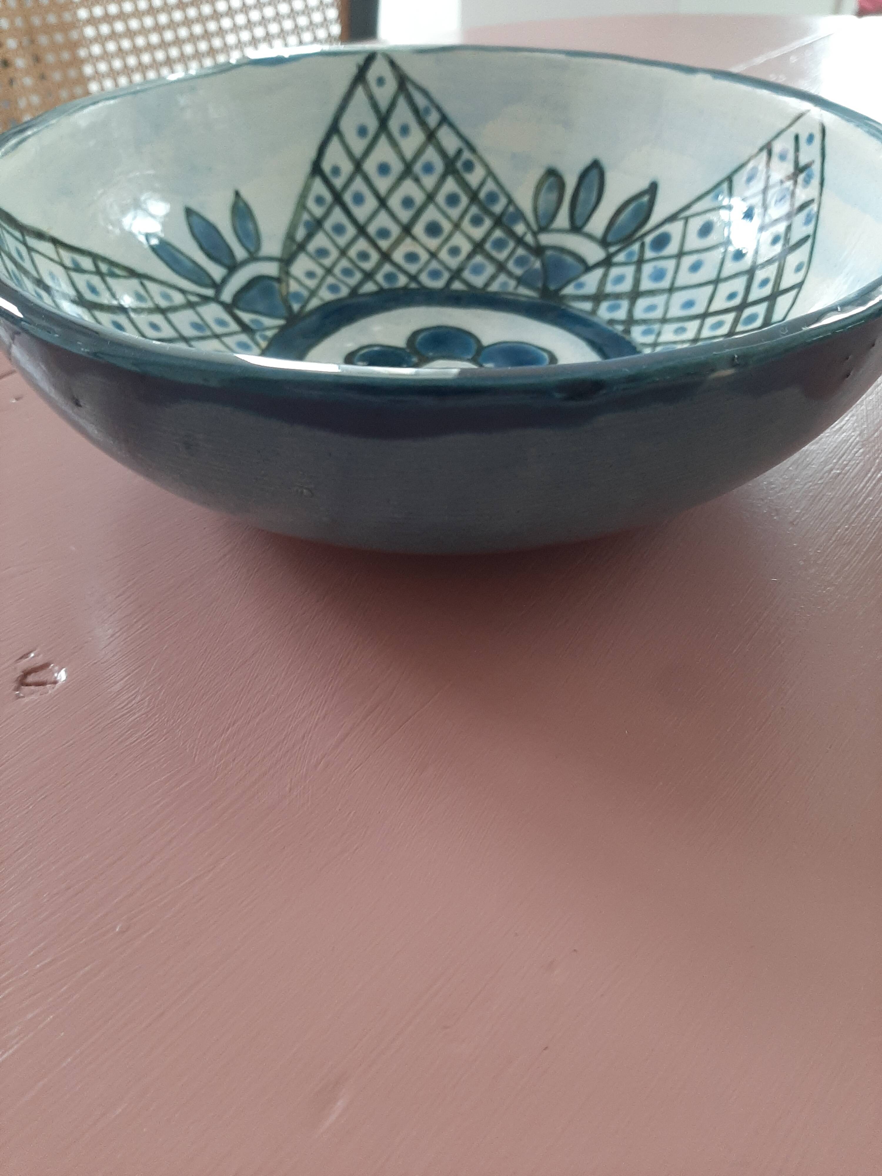 barbotine style salad bowl with blue floral pattern