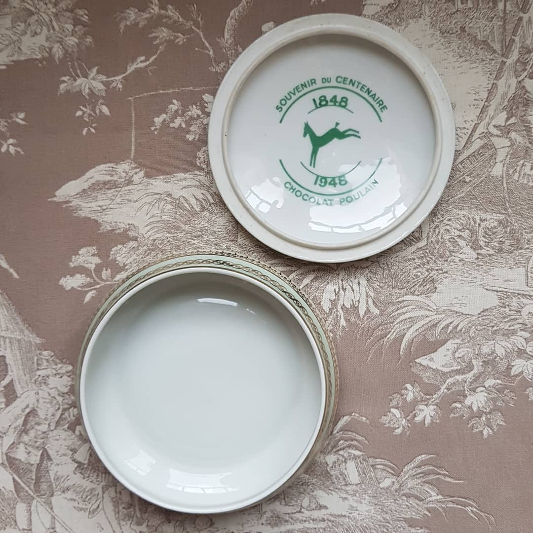 Limoges porcelain candy by Chocolat Poulain, 1948