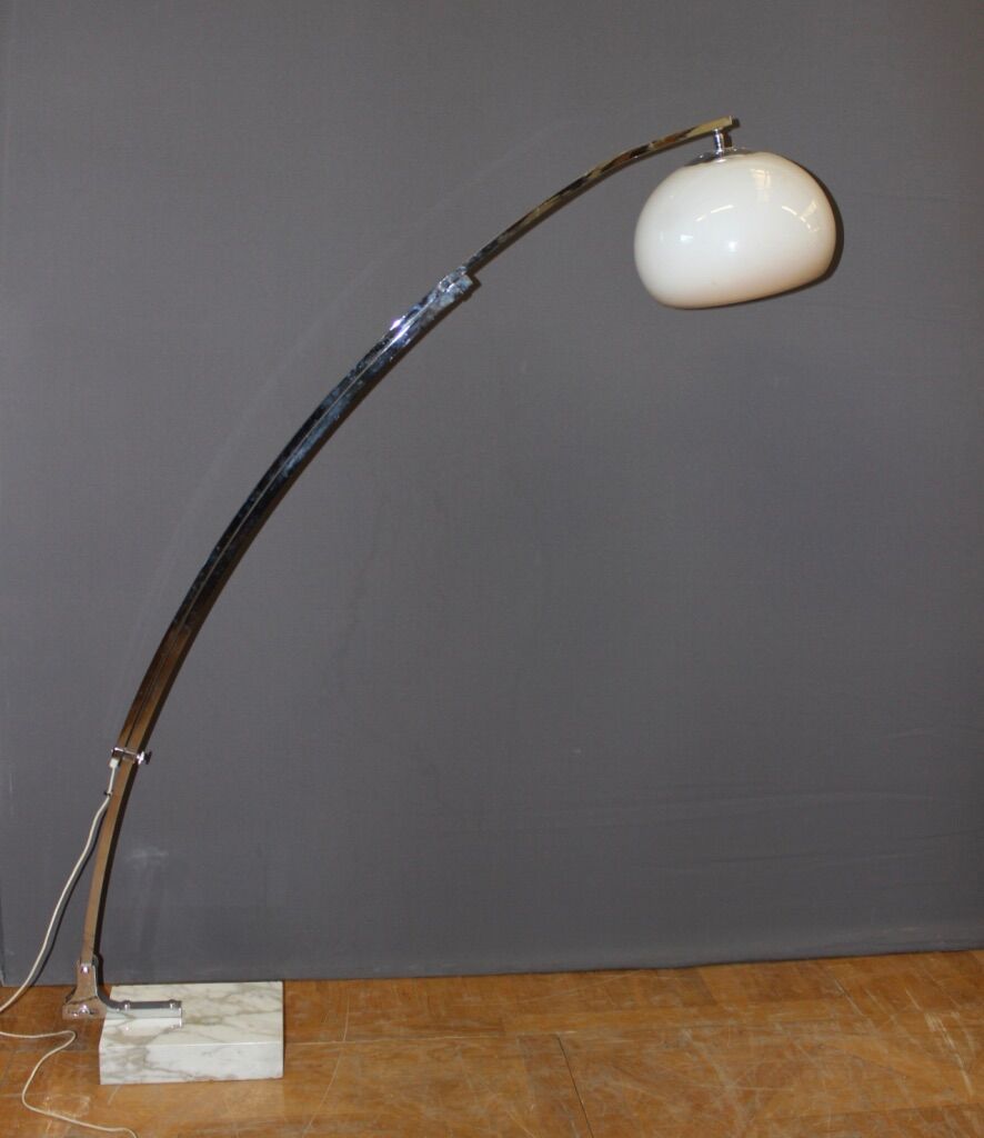 Arc floor lamp by G. Reggiani circa 1970