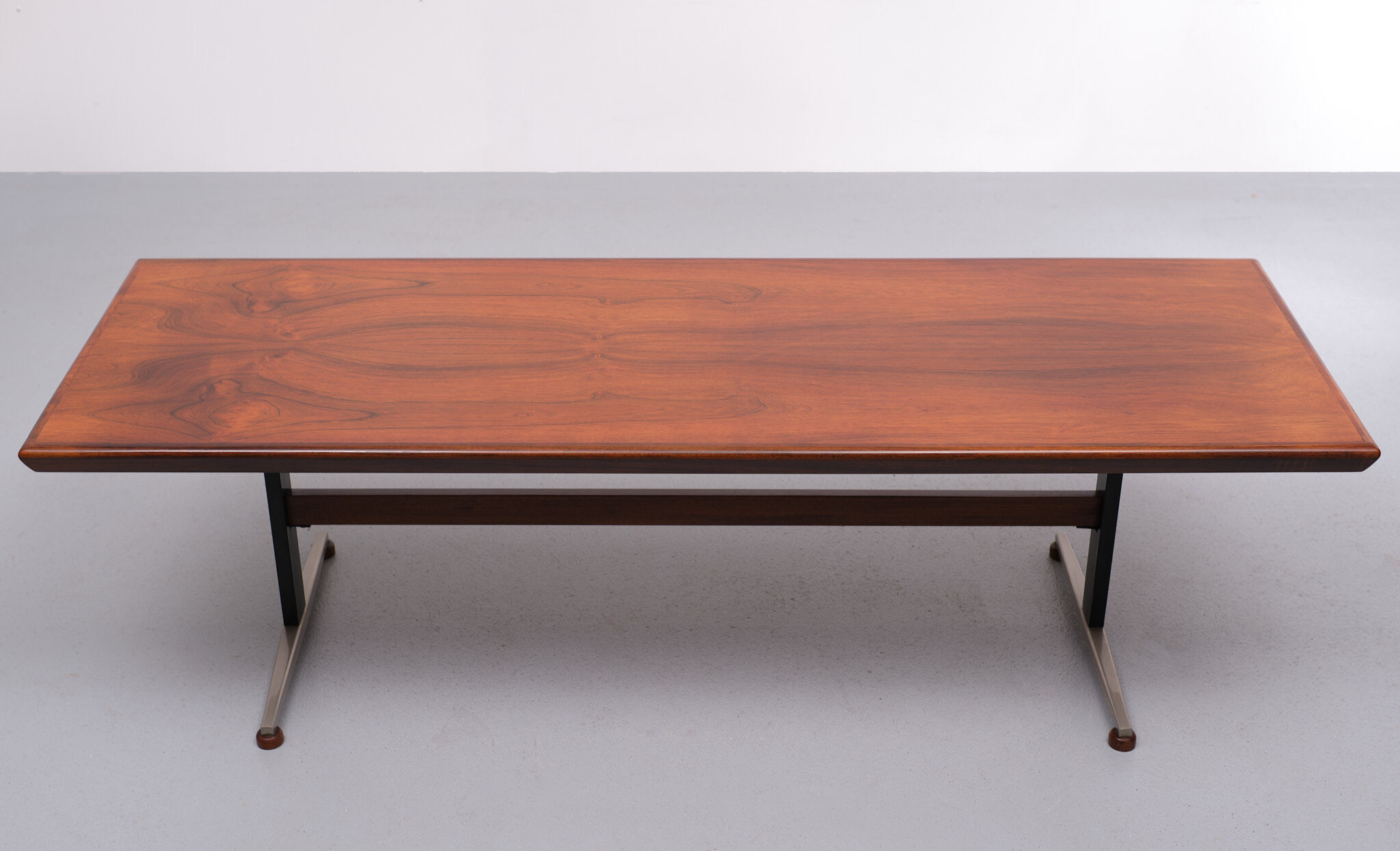 Rosewood coffee table 1960 scandinavian