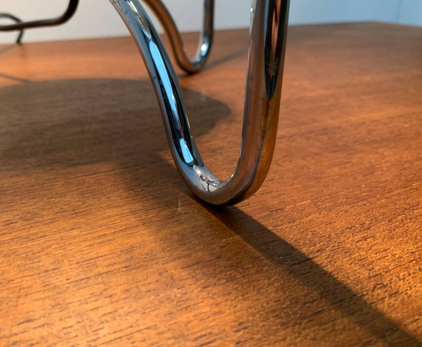 Mid-century space age tripod globe table lamp, 1960s