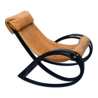 Rocking-chair Sgarsul par Gae Aulenti pour Poltronova