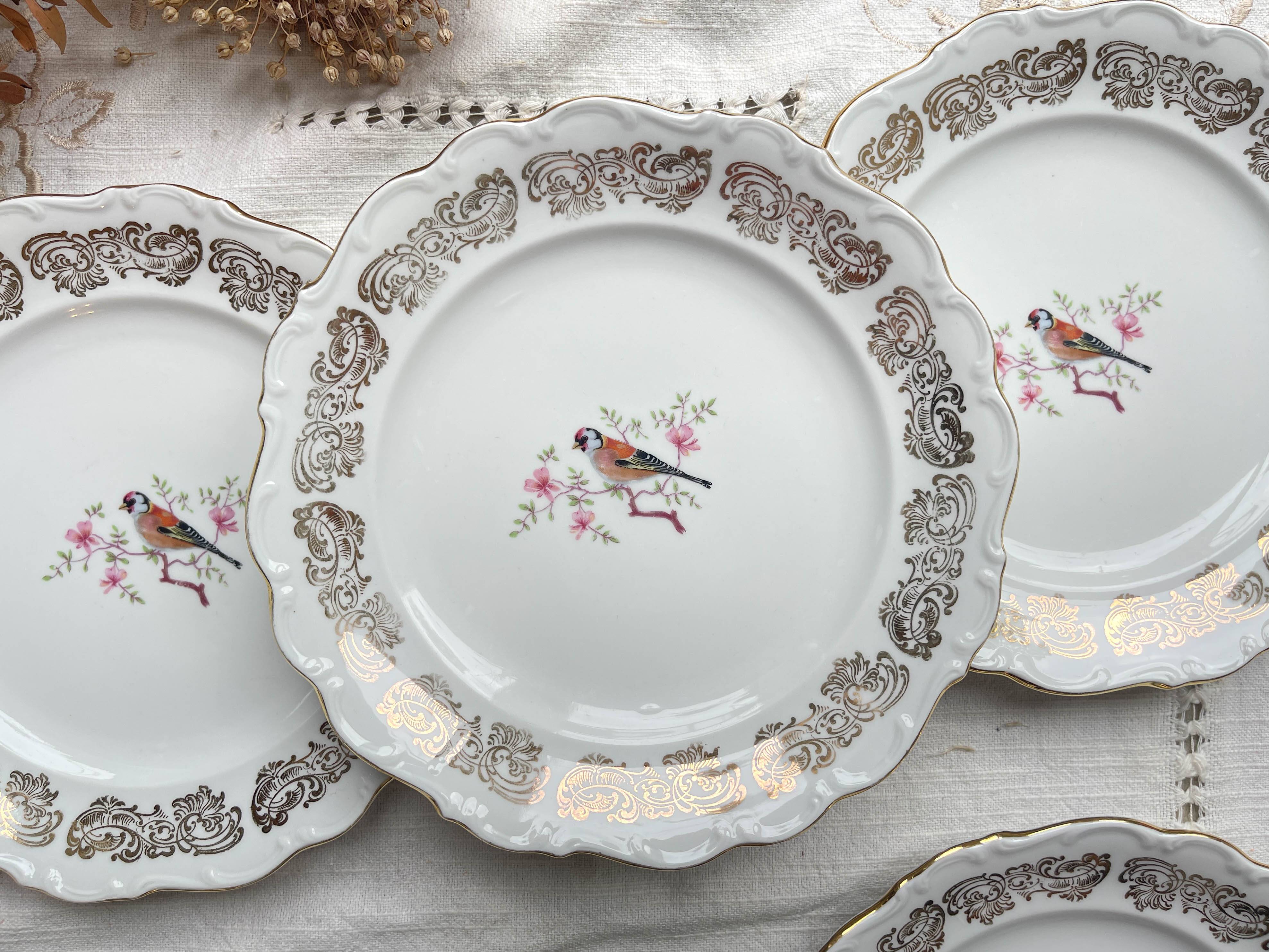 6 Small vintage plates in gold white porcelain Bavaria bird motif
