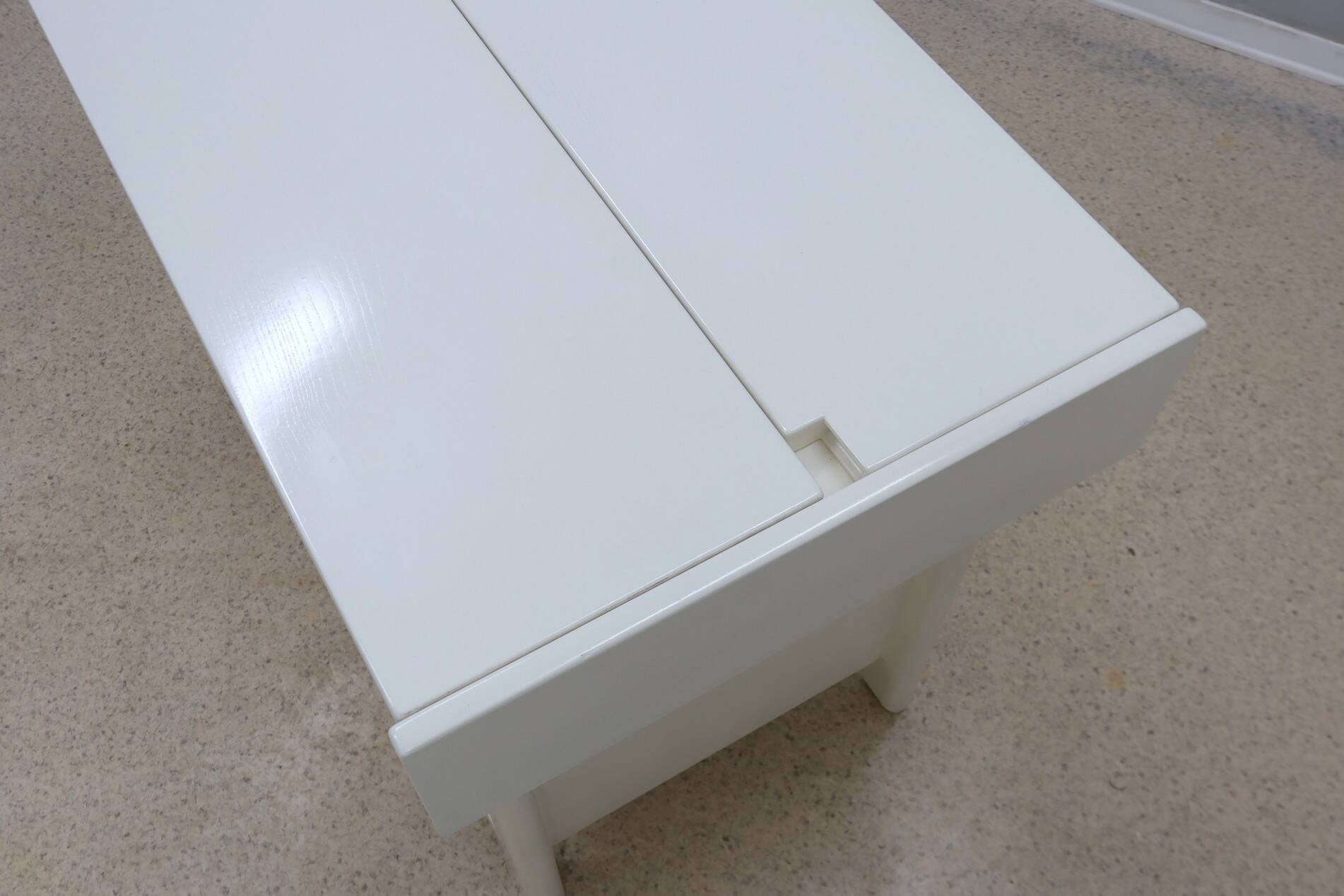 https://ilrestaurato.com/products/saporiti-vintage-chest-of-drawers-dressing-table-1970s