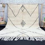 Handmade pure wool beni ourain rug, size 200x300 cm.