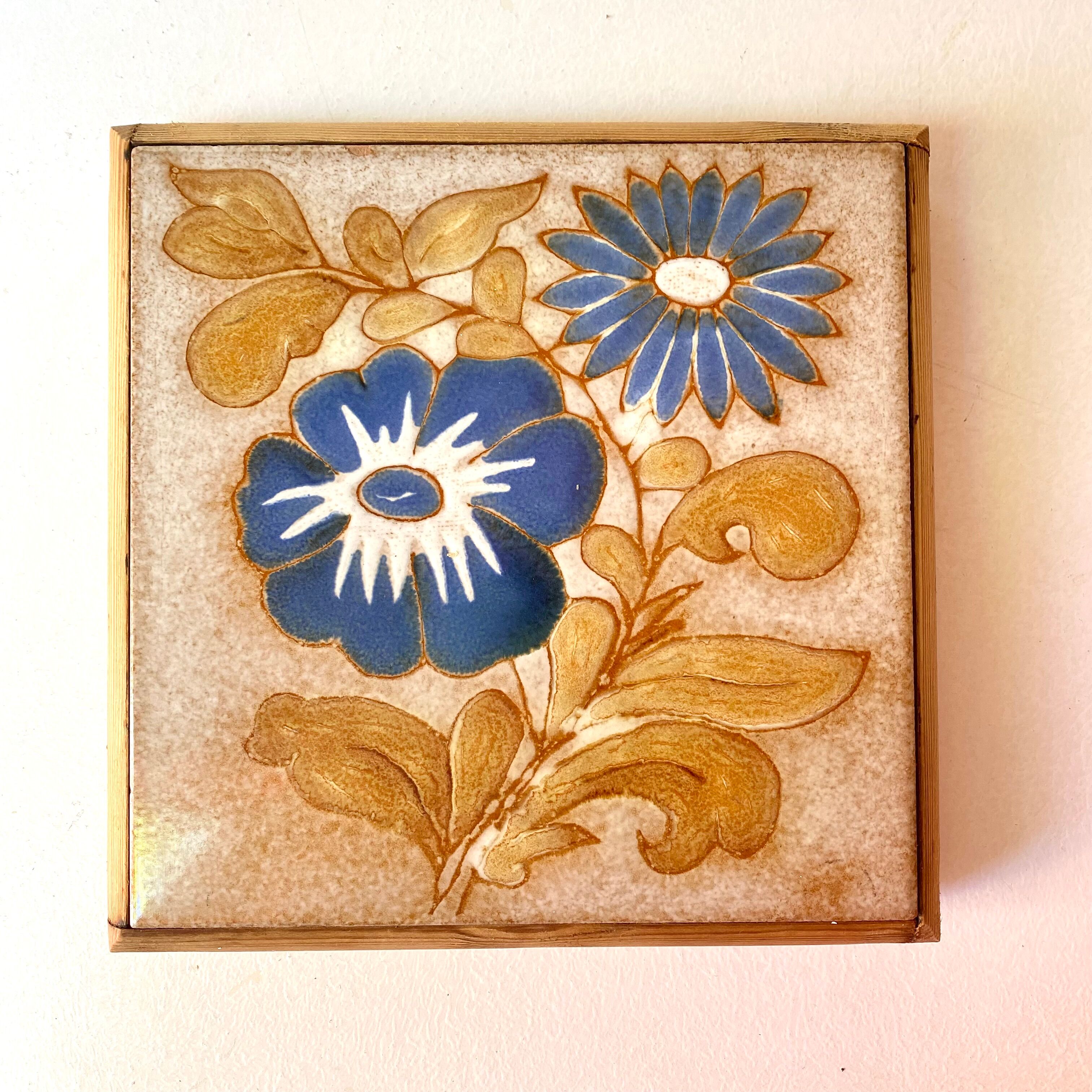 Vintage trivet