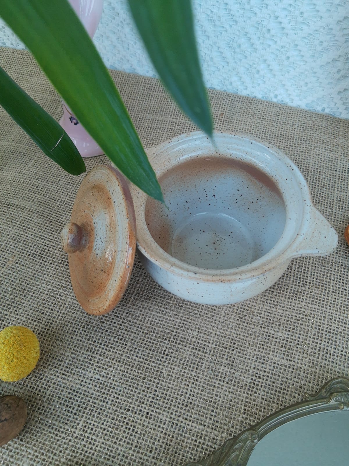 Eared pot, marsh sandstone sugar bowl