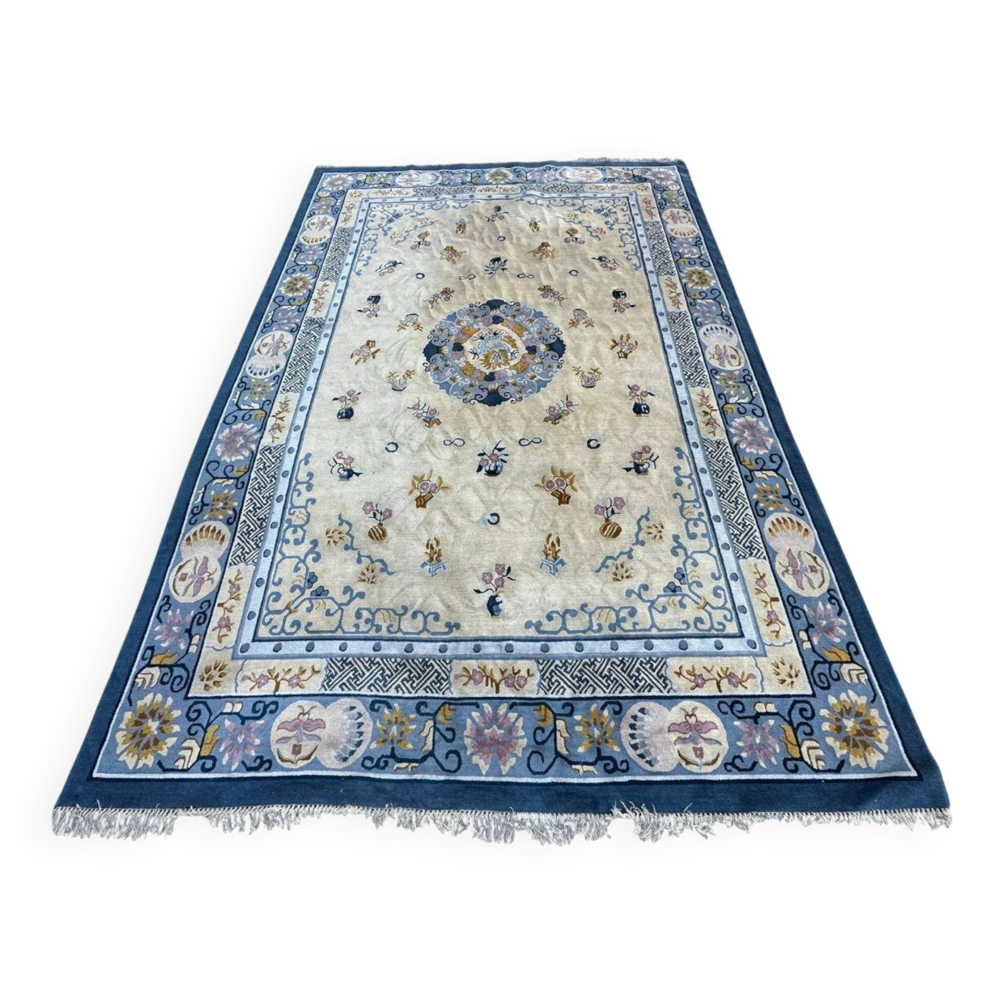 Oriental rug 3m x 4m