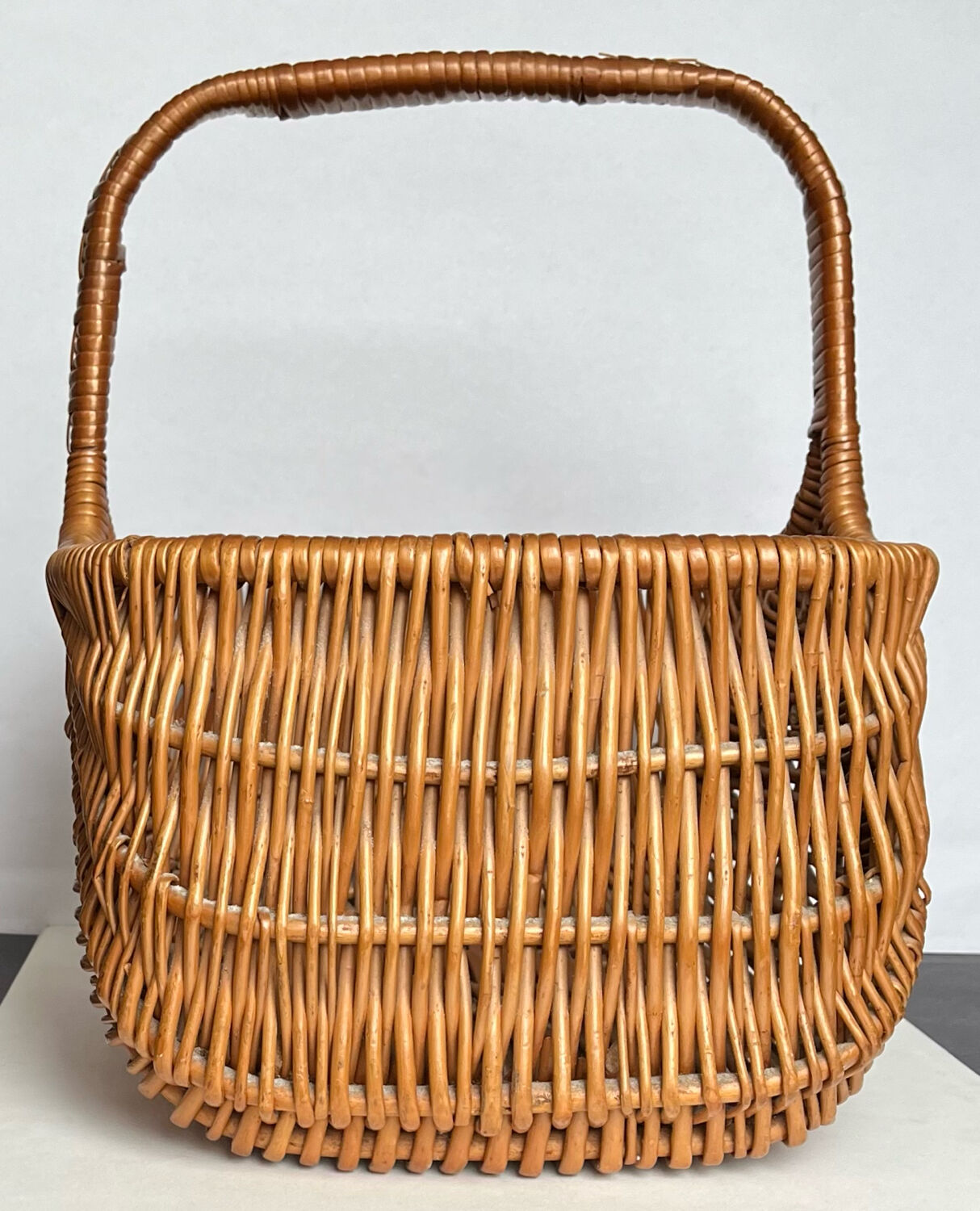 Wicker basket