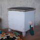Coffre malle tabouret pouf vintage cuir patine blanche